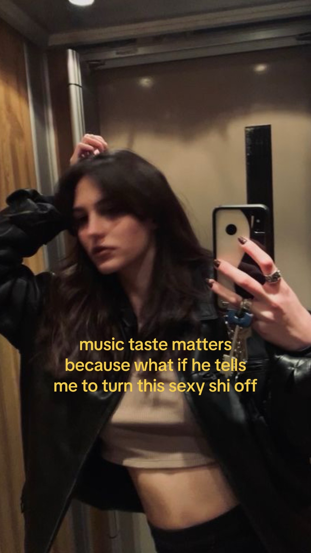 @🖤
