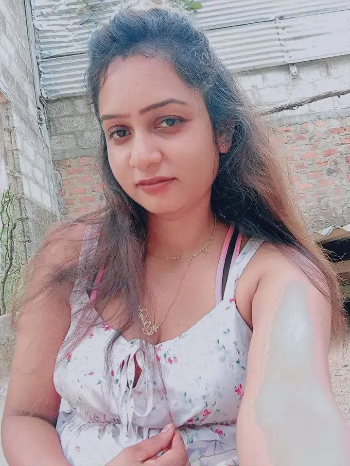 @🇱🇰pahasna Dili manisha🇰🇼
