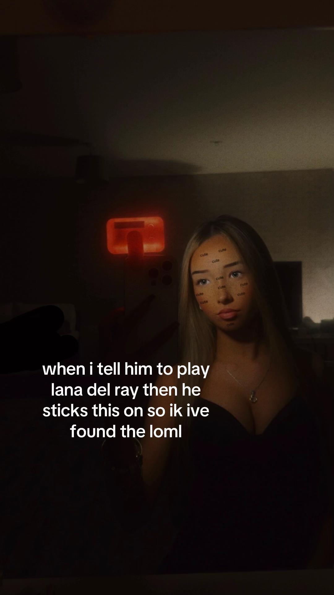 @𝐞