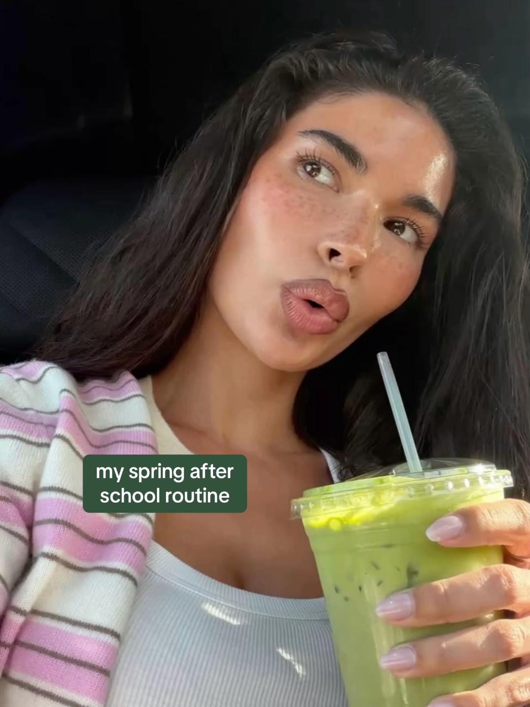@𝓢