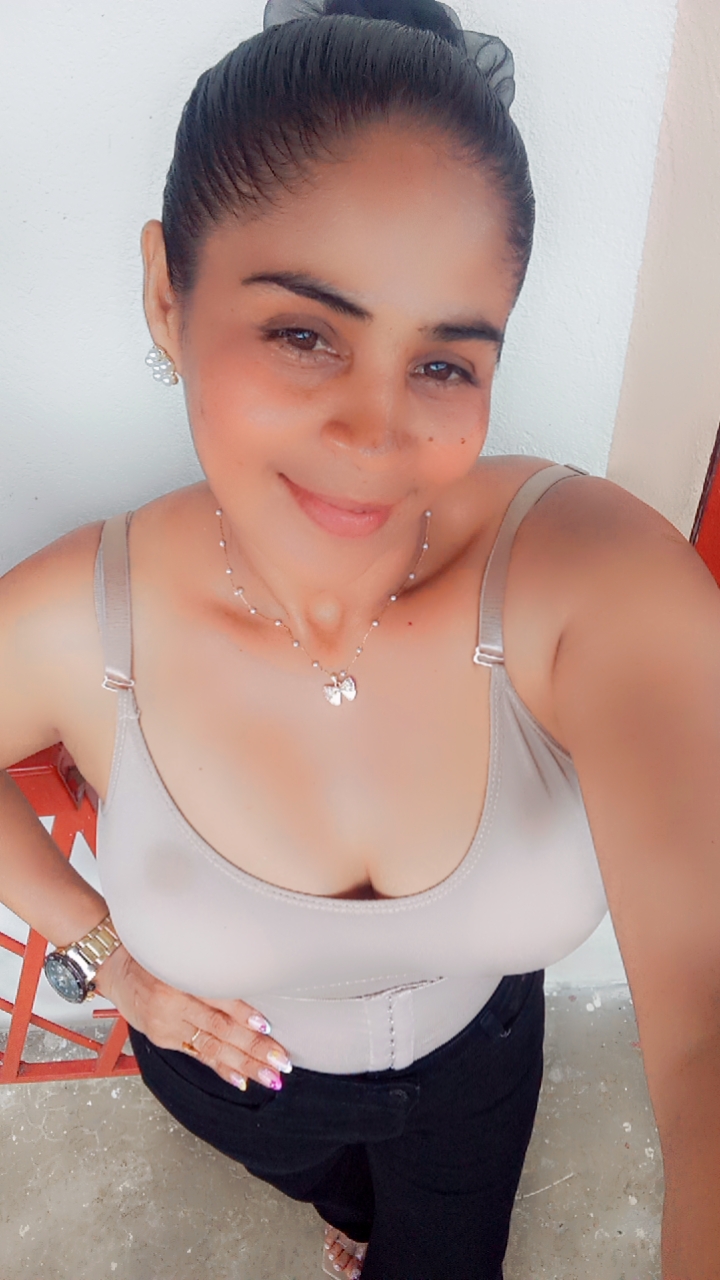 @María Castro ๐๐๐๐