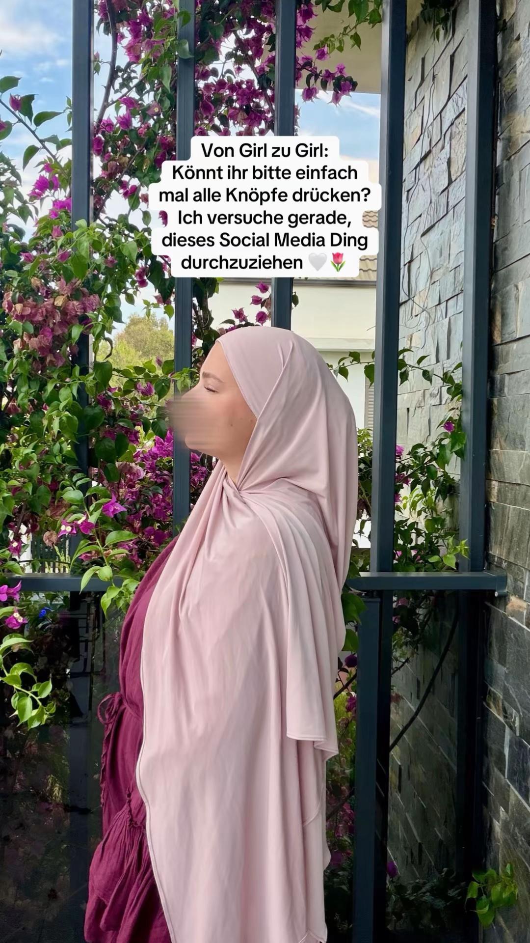 @lenahijabi 🩰