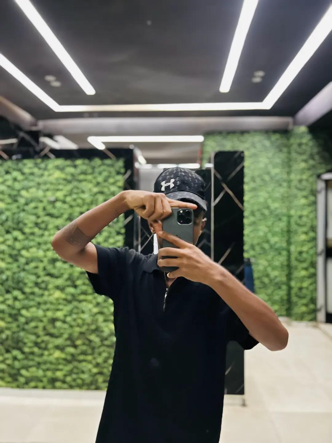 @Ruhi❤️&zwj;🩹