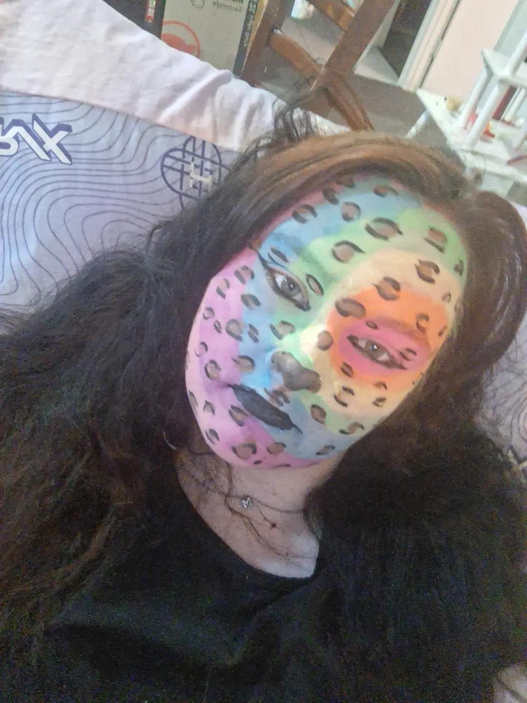 @️