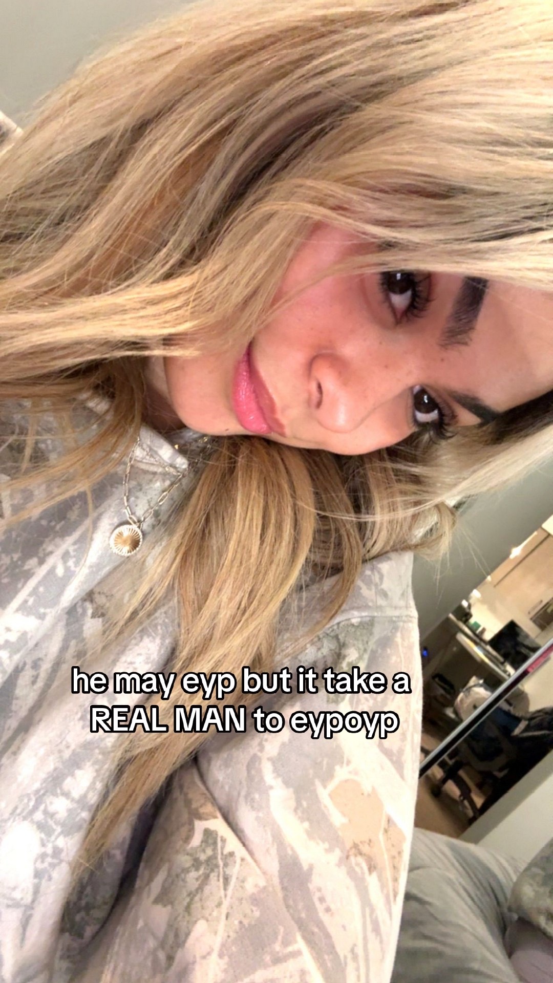 @Molly Moss