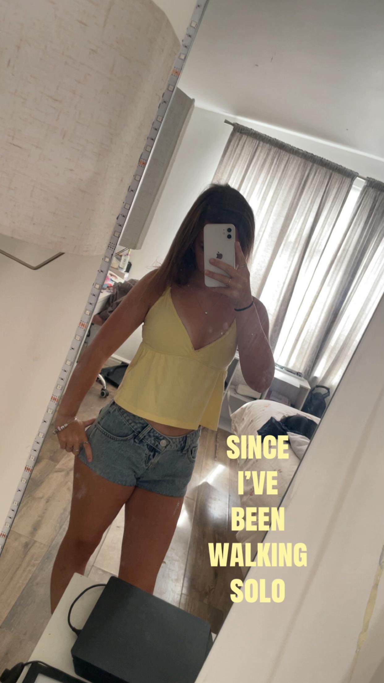 @🫰🏻