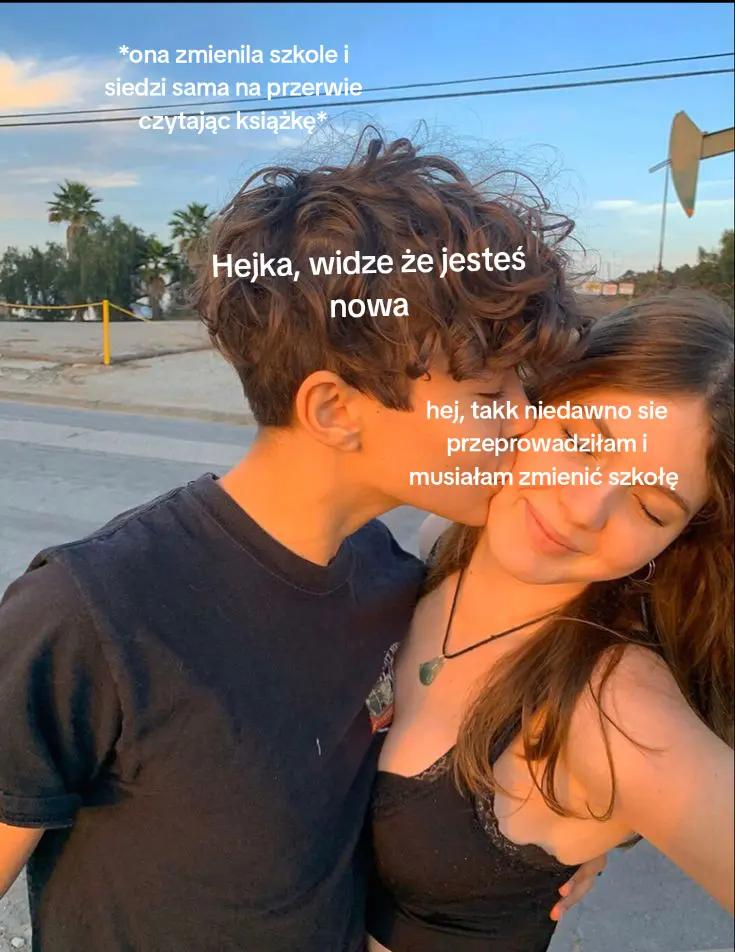 @Nicole💟