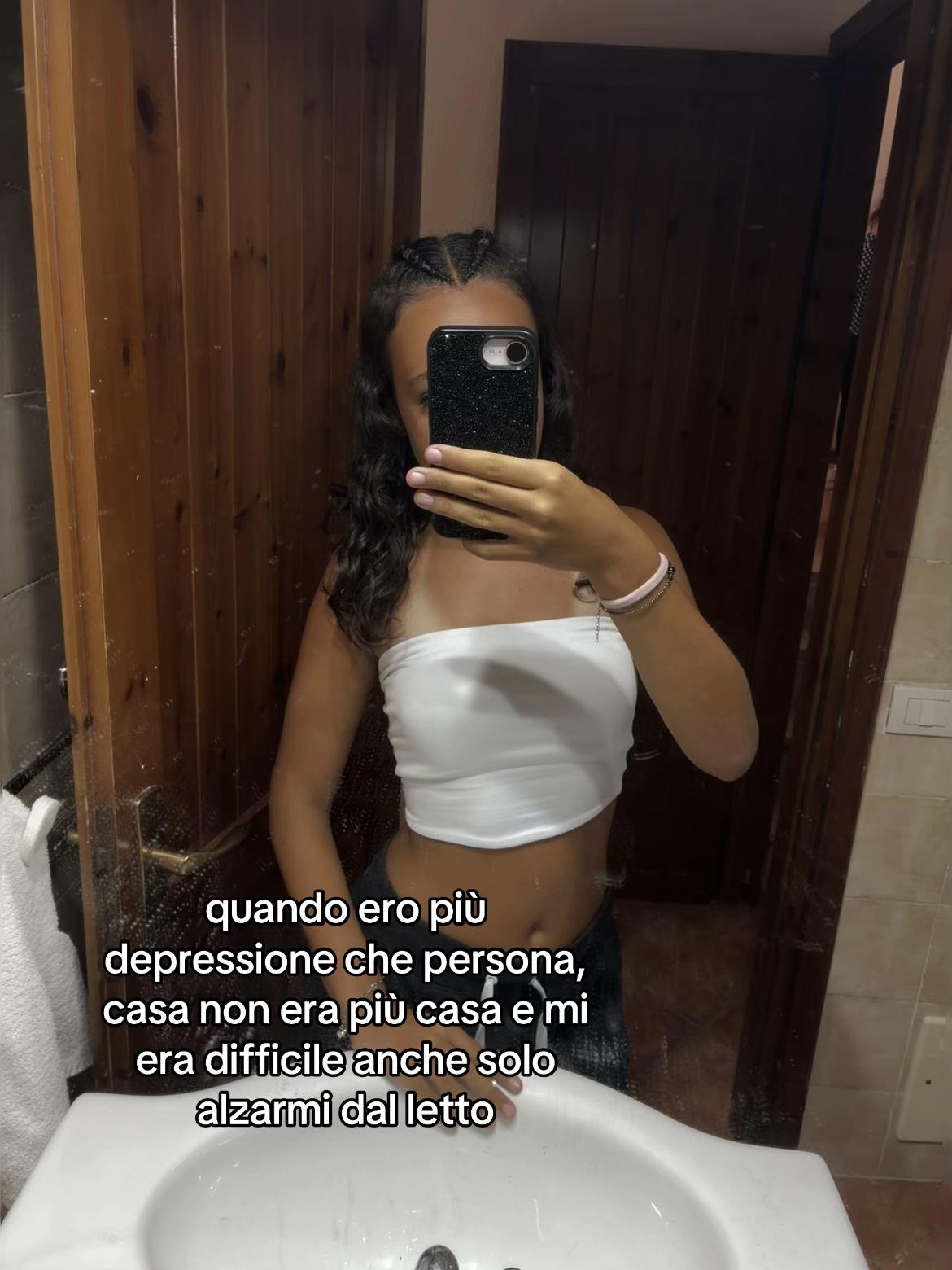 @_annaliviaaaa__