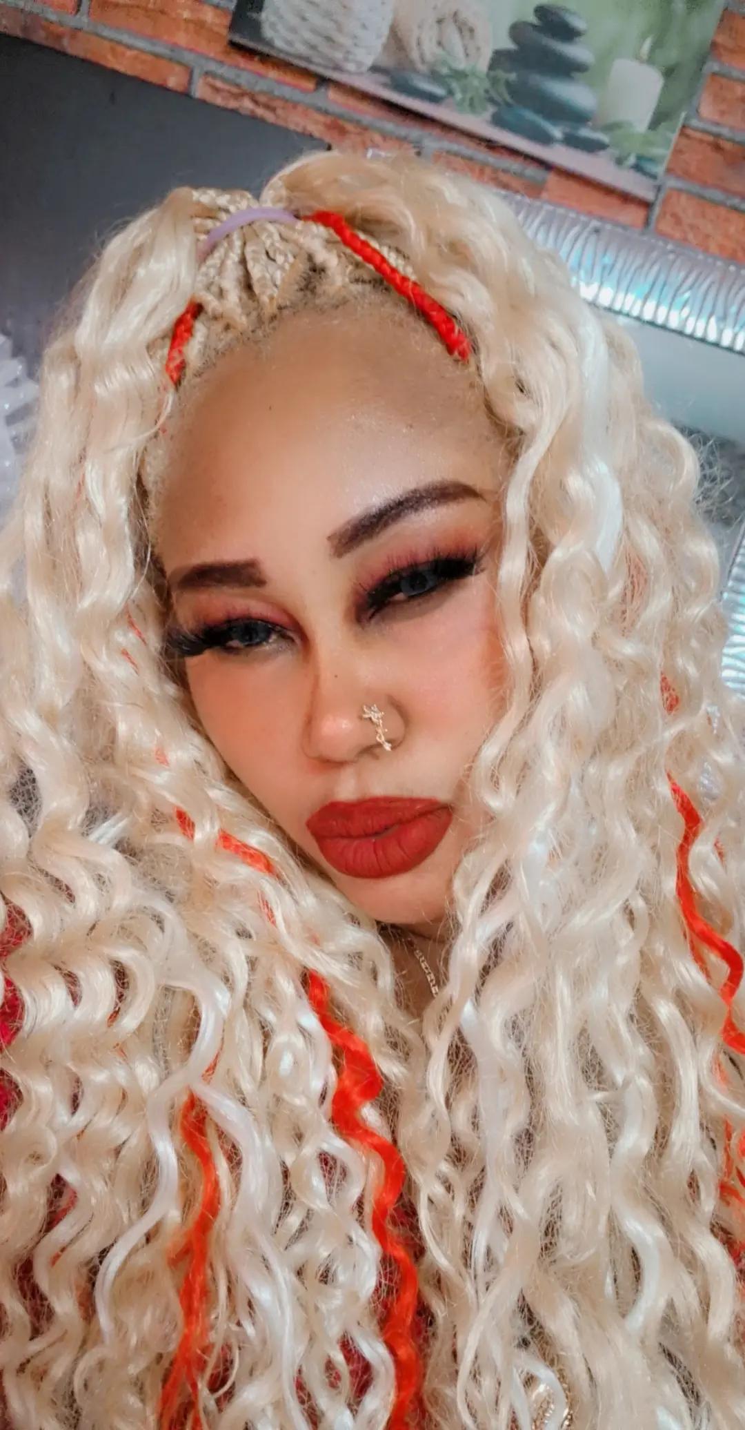 @legit Queen Ent