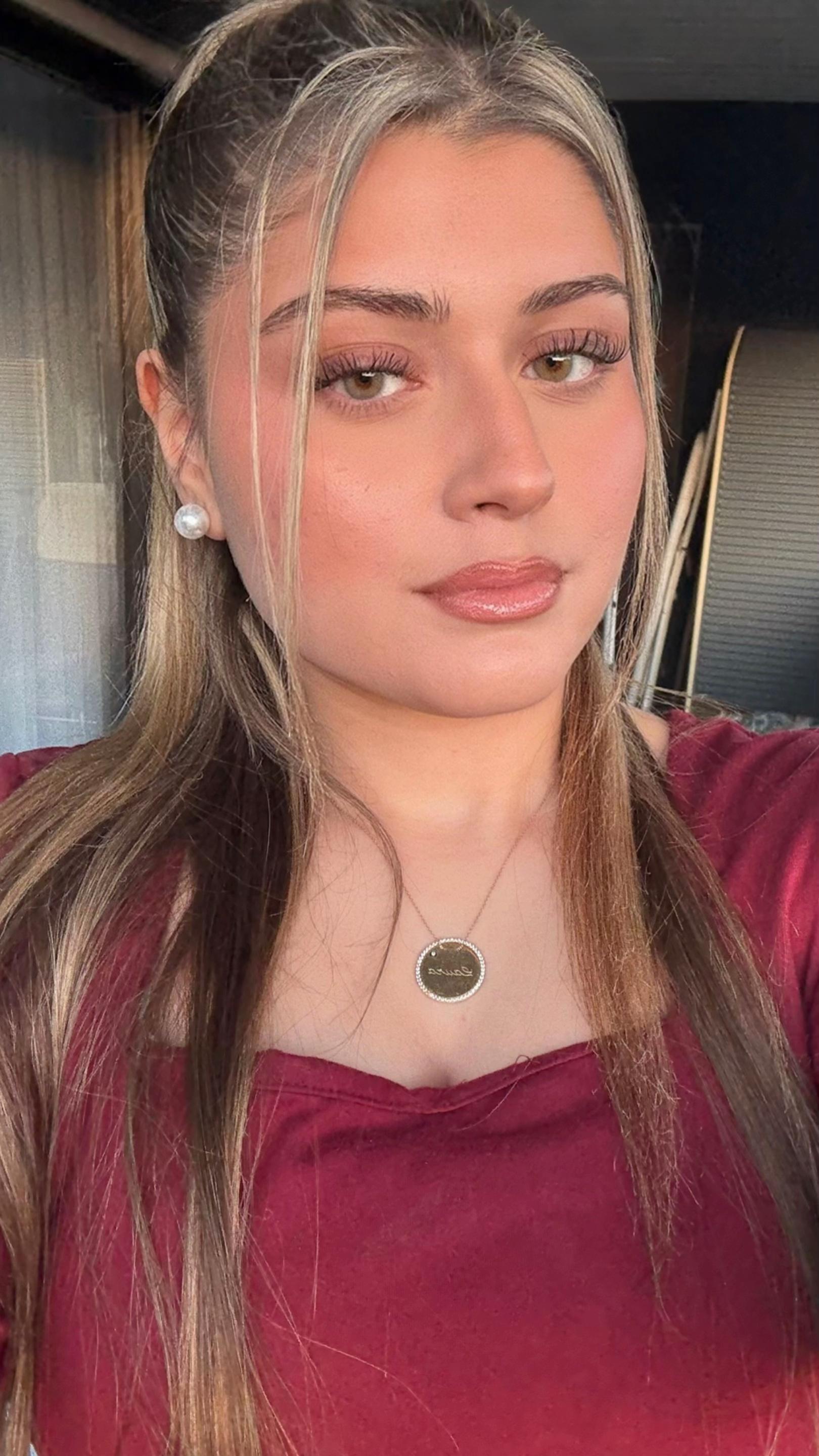 @𝐿𝒶𝓊𝓇𝒶