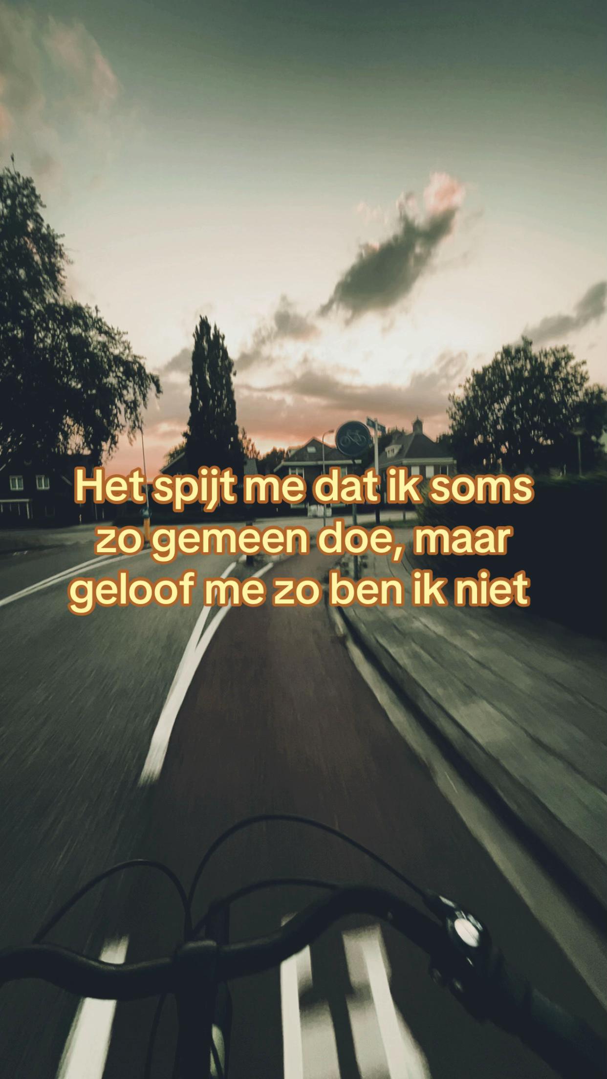 @𝐈𝐧𝐟𝐥𝐮𝐞𝐧𝐜𝐞𝐫𝐳𝐳 ⭐️
