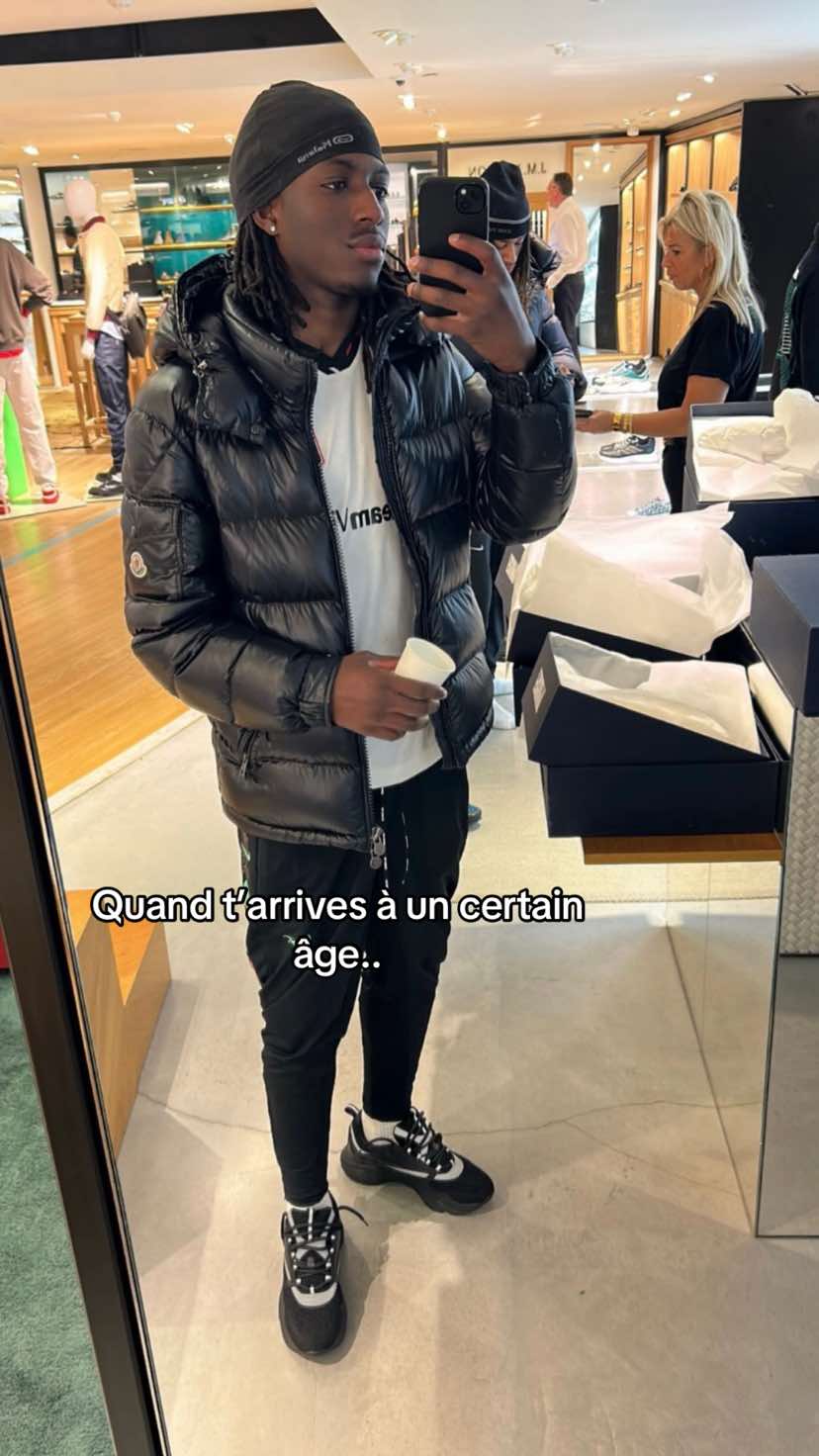 @LA VIE DE MITCH🇫🇷