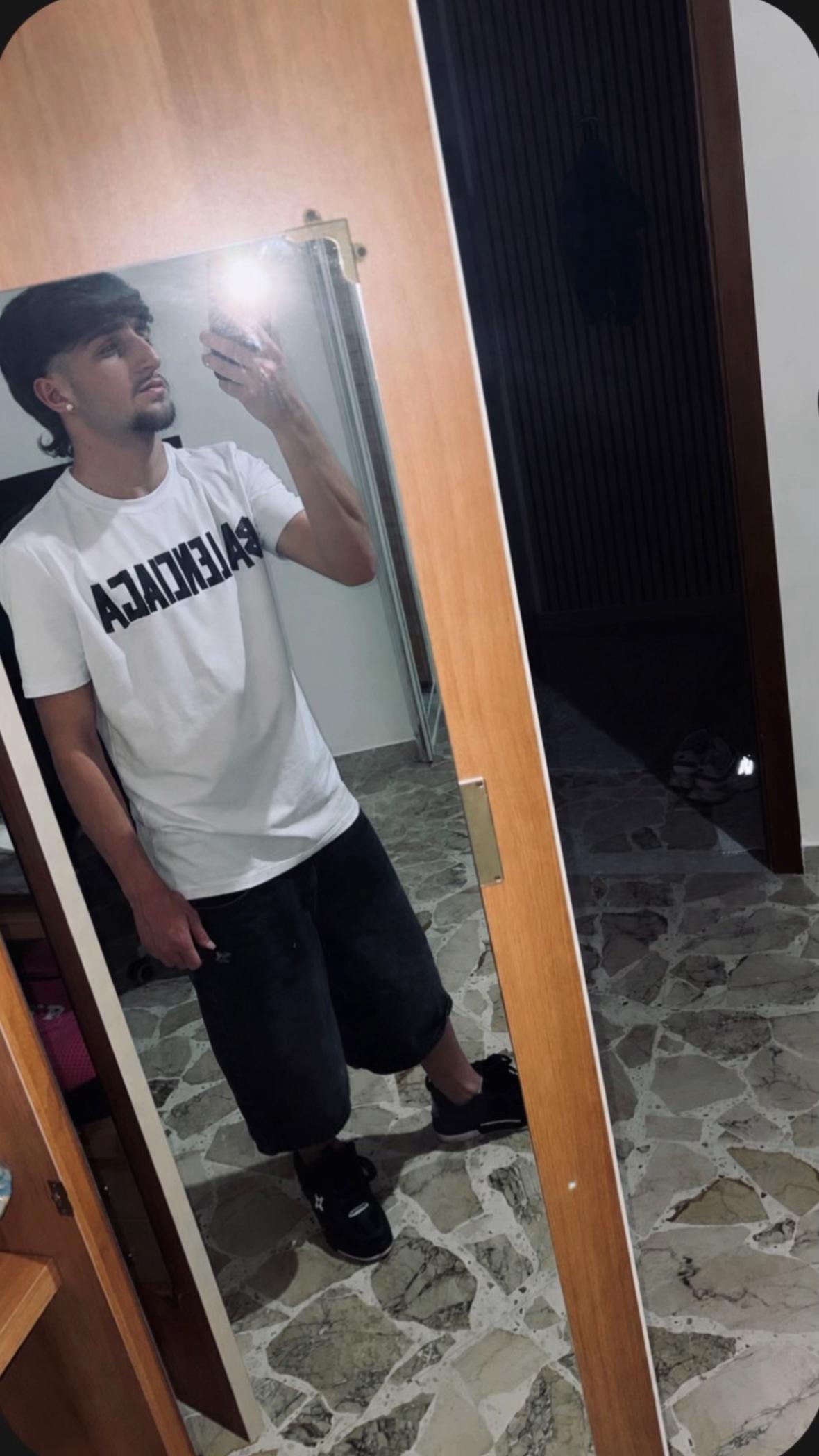 @ale🎰