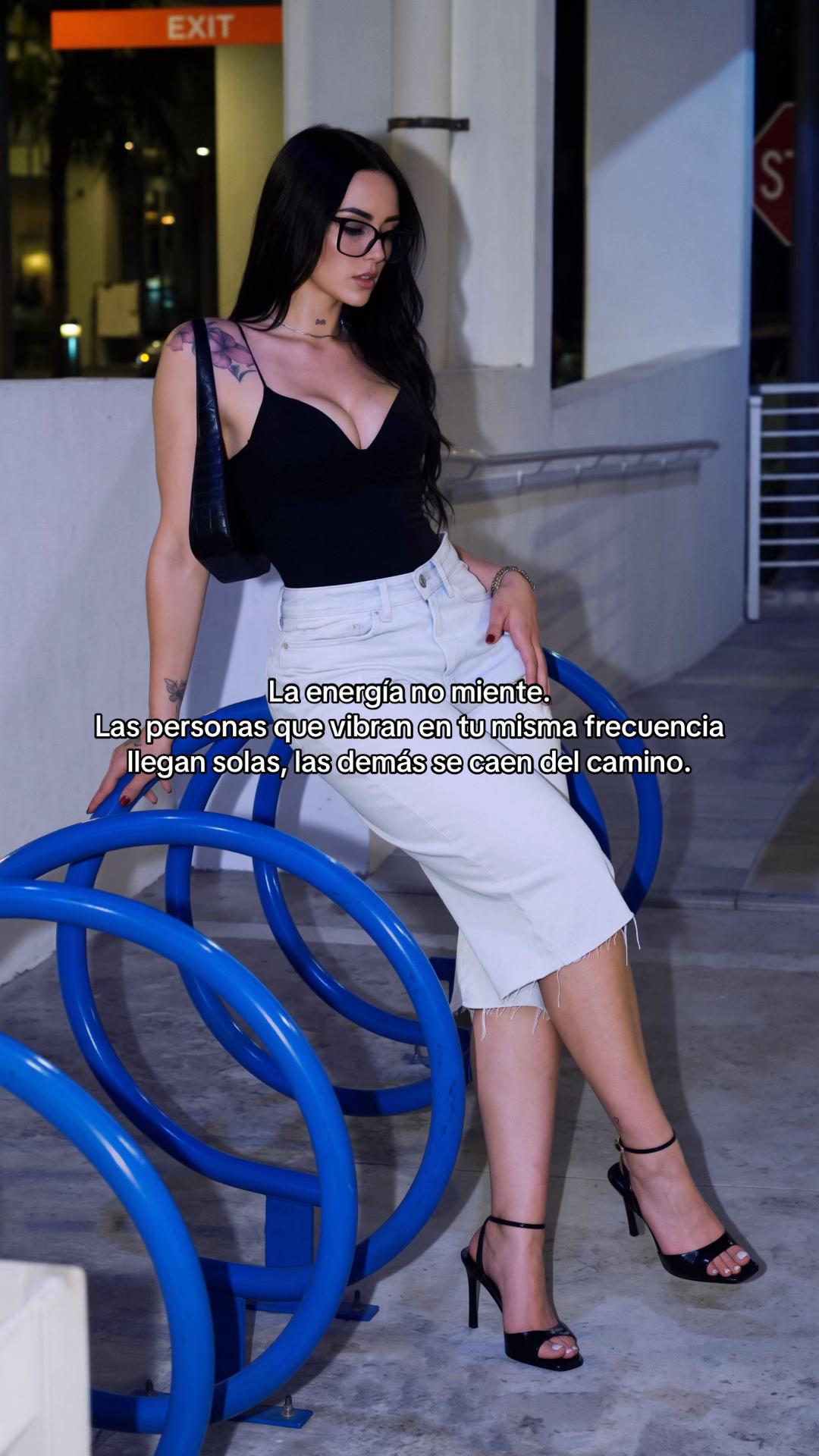 @PIA GOLLINI