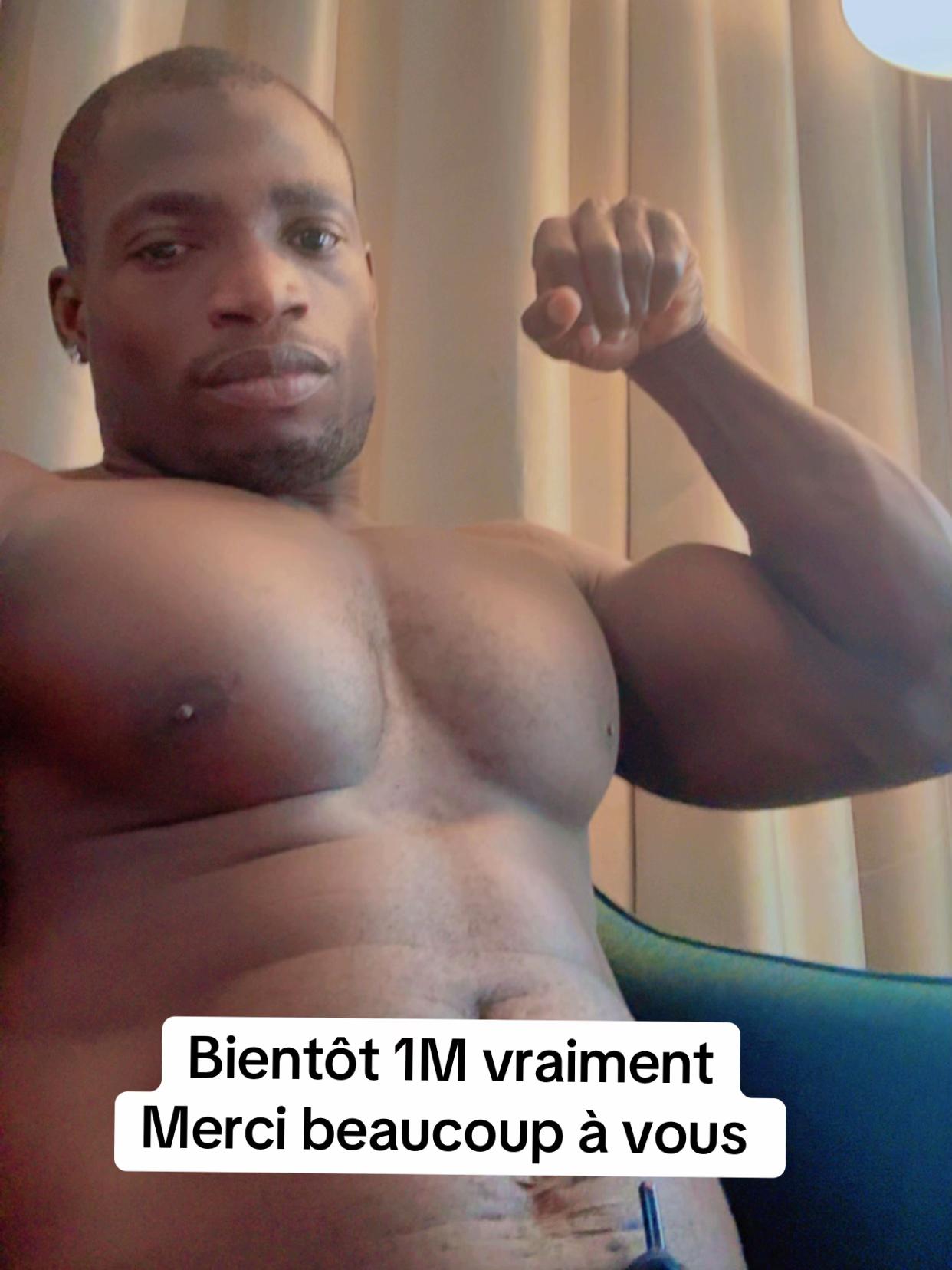 @BLACK_BUFFALO.24🇨🇮🇨🇵