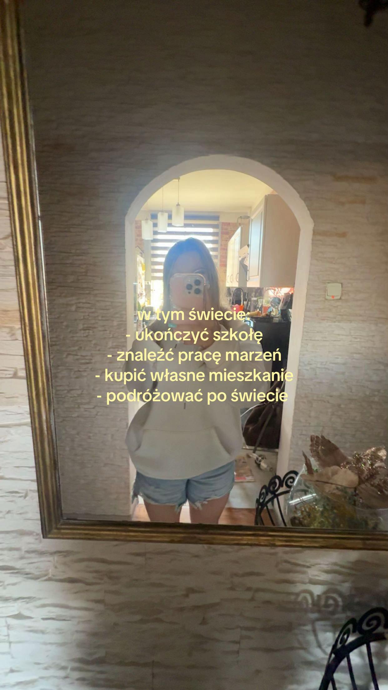 @vana_nesiaa