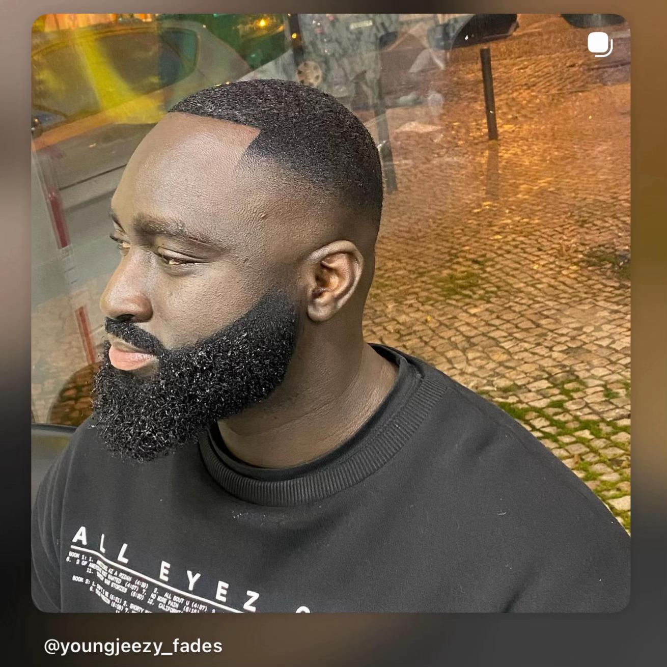@Youngjeezy __fades Saquis 🇬🇼
