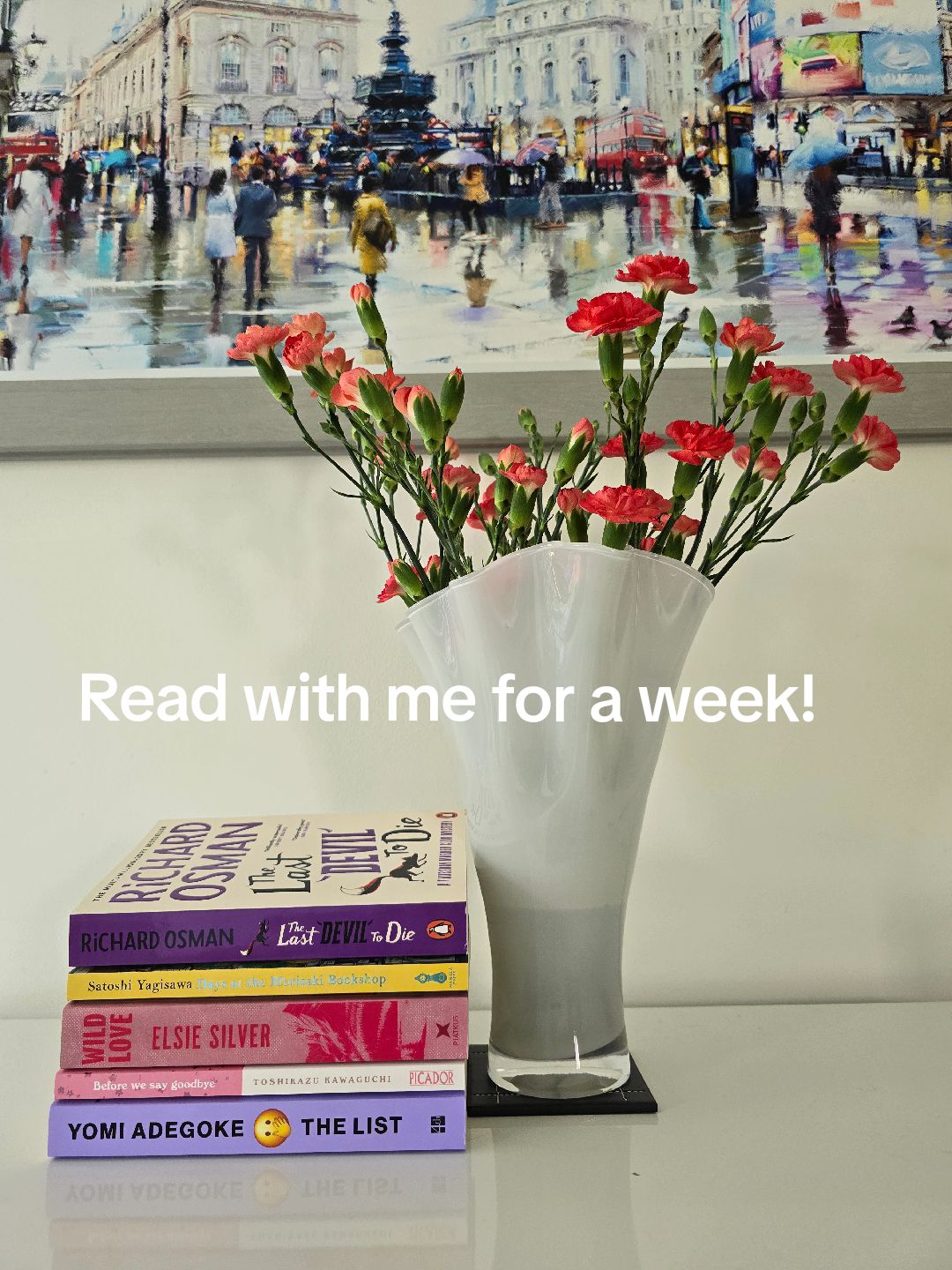 @Elle is reading📚 ✨️🌸