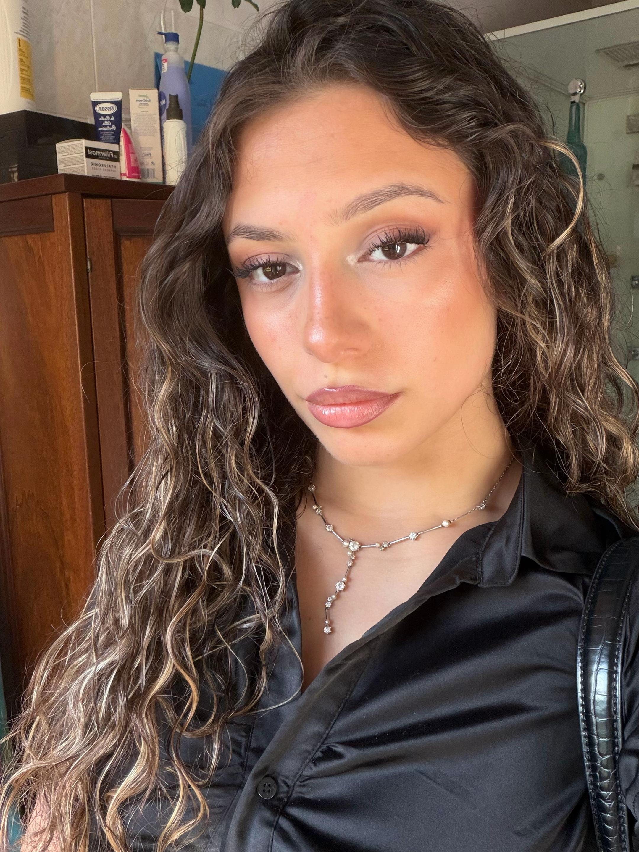 @F.⭐️