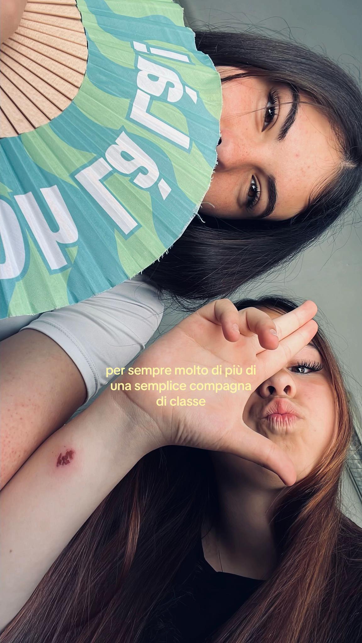 @⍟