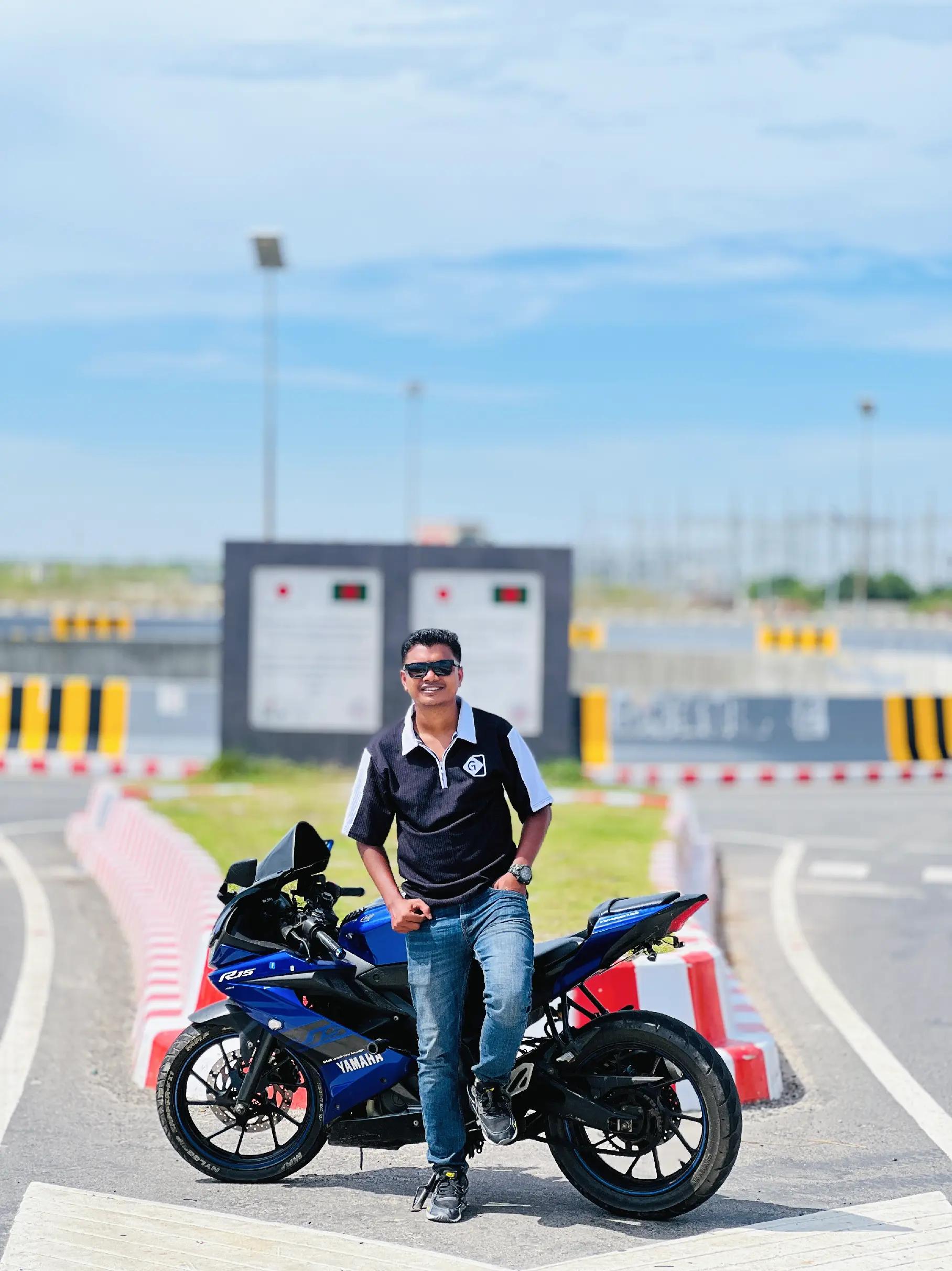 @M🏍️