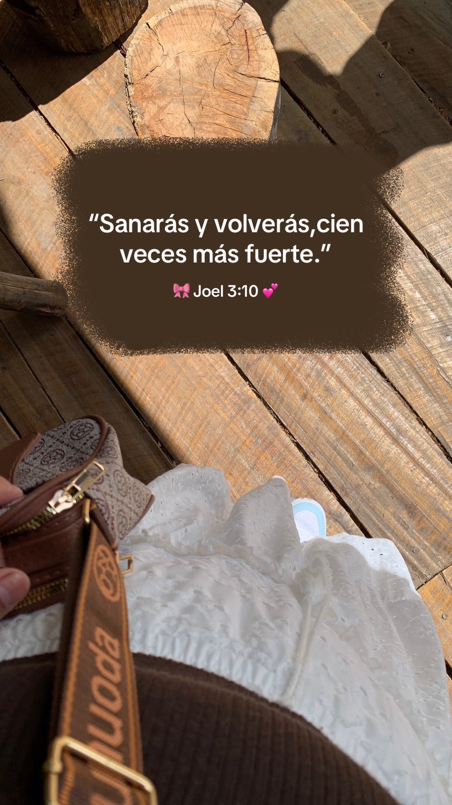 @𝓔𝓿𝓮𝓵𝔂𝓷🌷