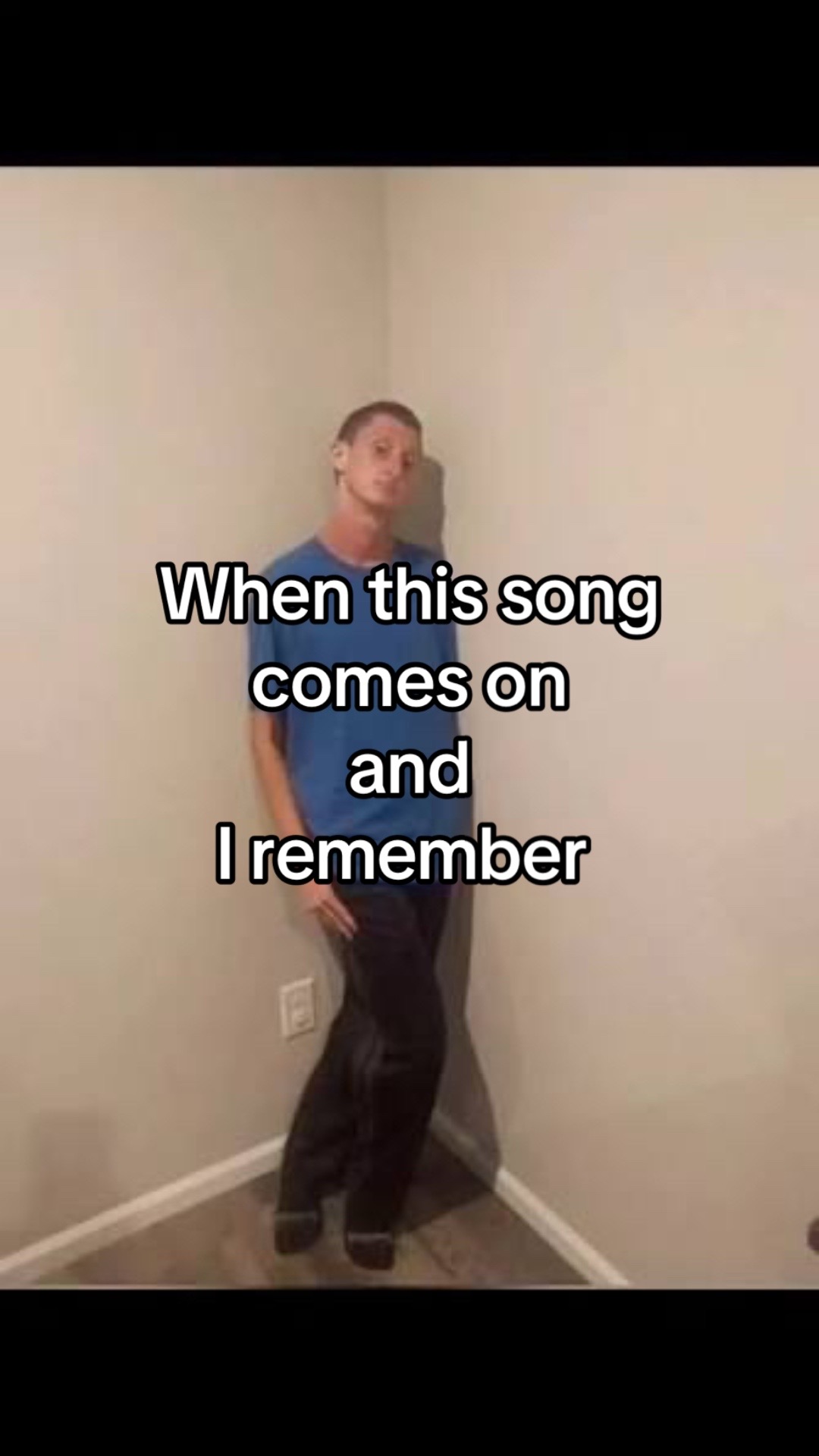 @𖣂