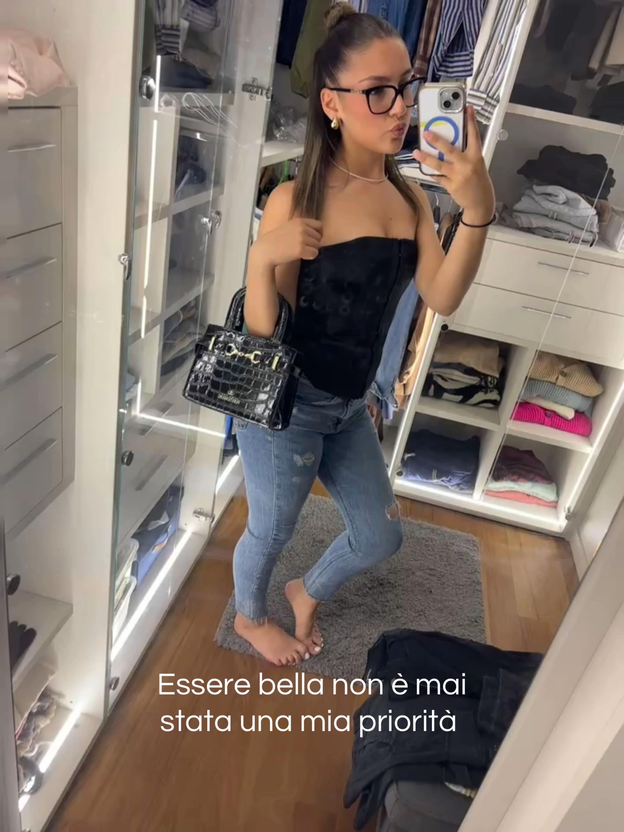 @Giadina_.