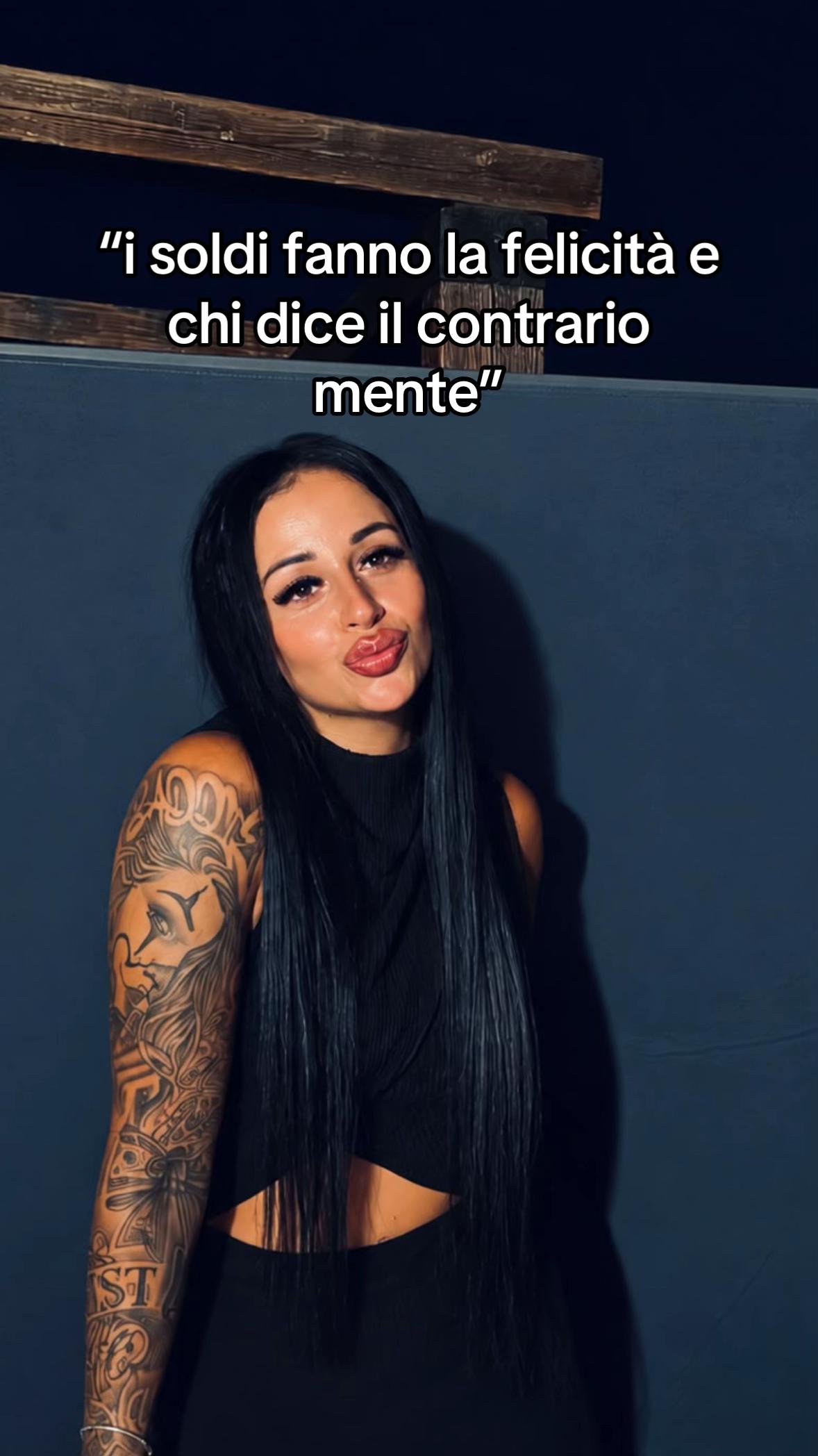 @🖤 𝓫𝓻𝓪𝓽𝔃