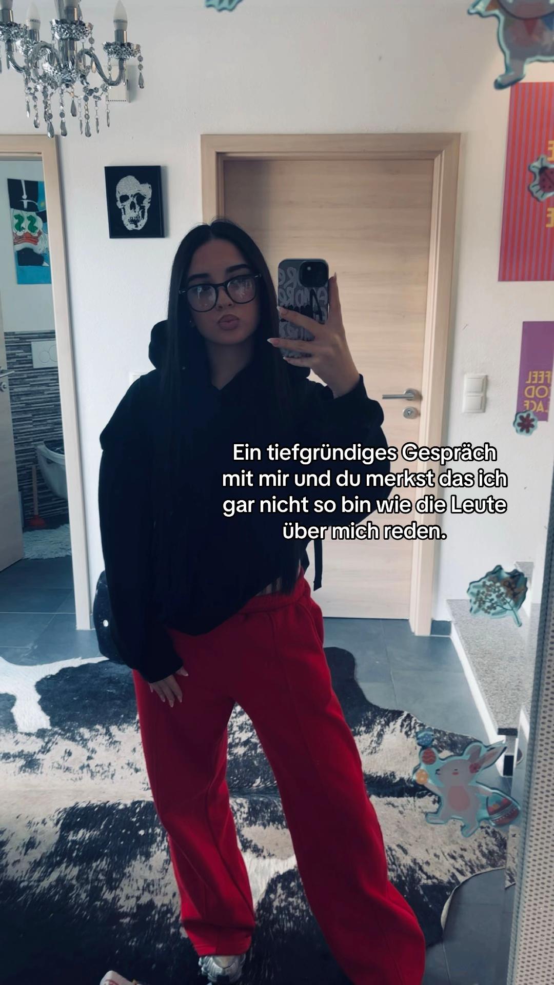@𝑴𝒆𝒍𝒊𝒂 𝑴𝒐𝒓𝒆𝒏𝒂