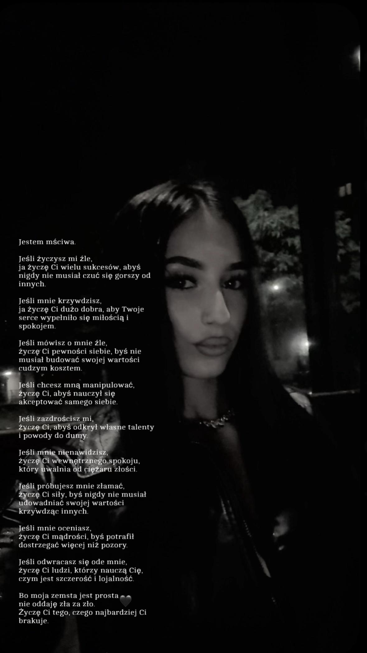 @𝐄𝐦𝐢𝐥𝐲🇫🇷🇵🇱