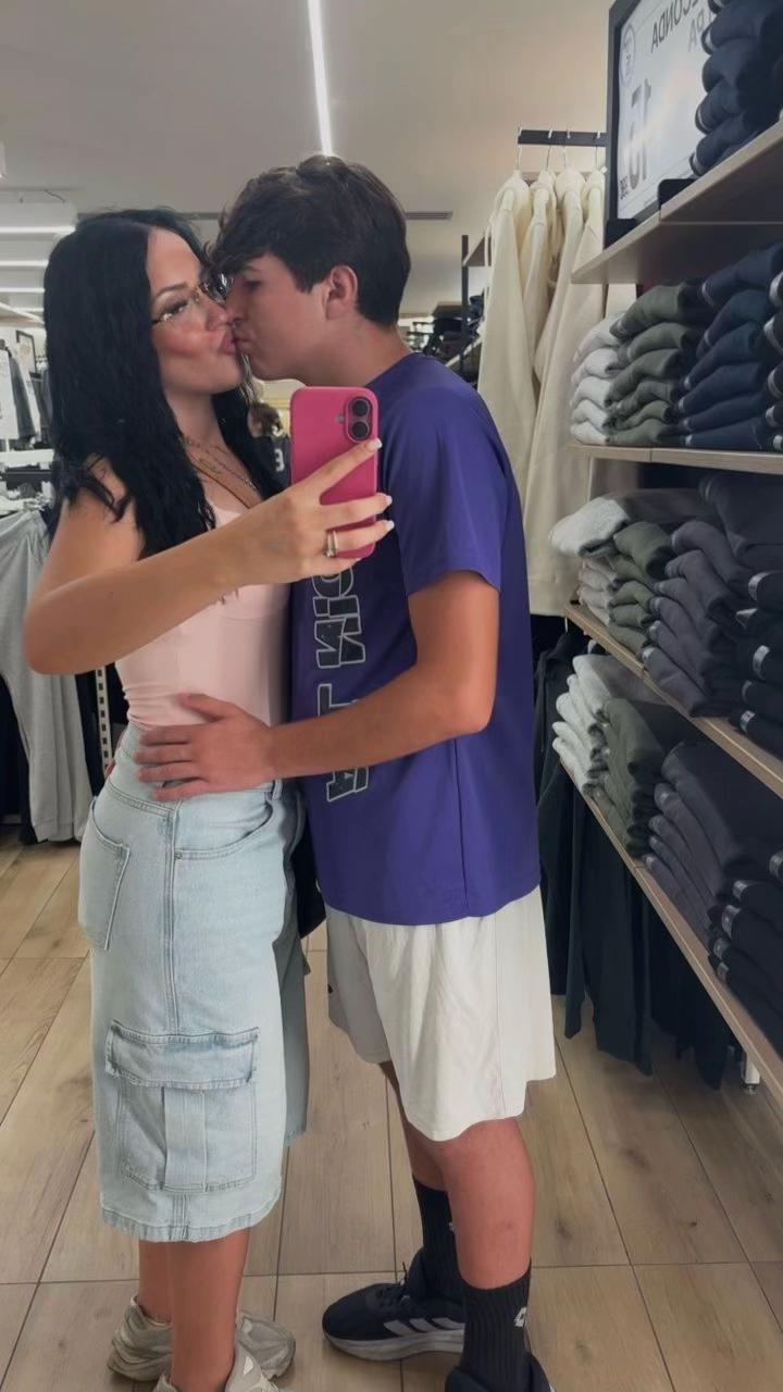 @𝑹𝒐𝒔𝒔𝒊&𝑮𝒂𝒆