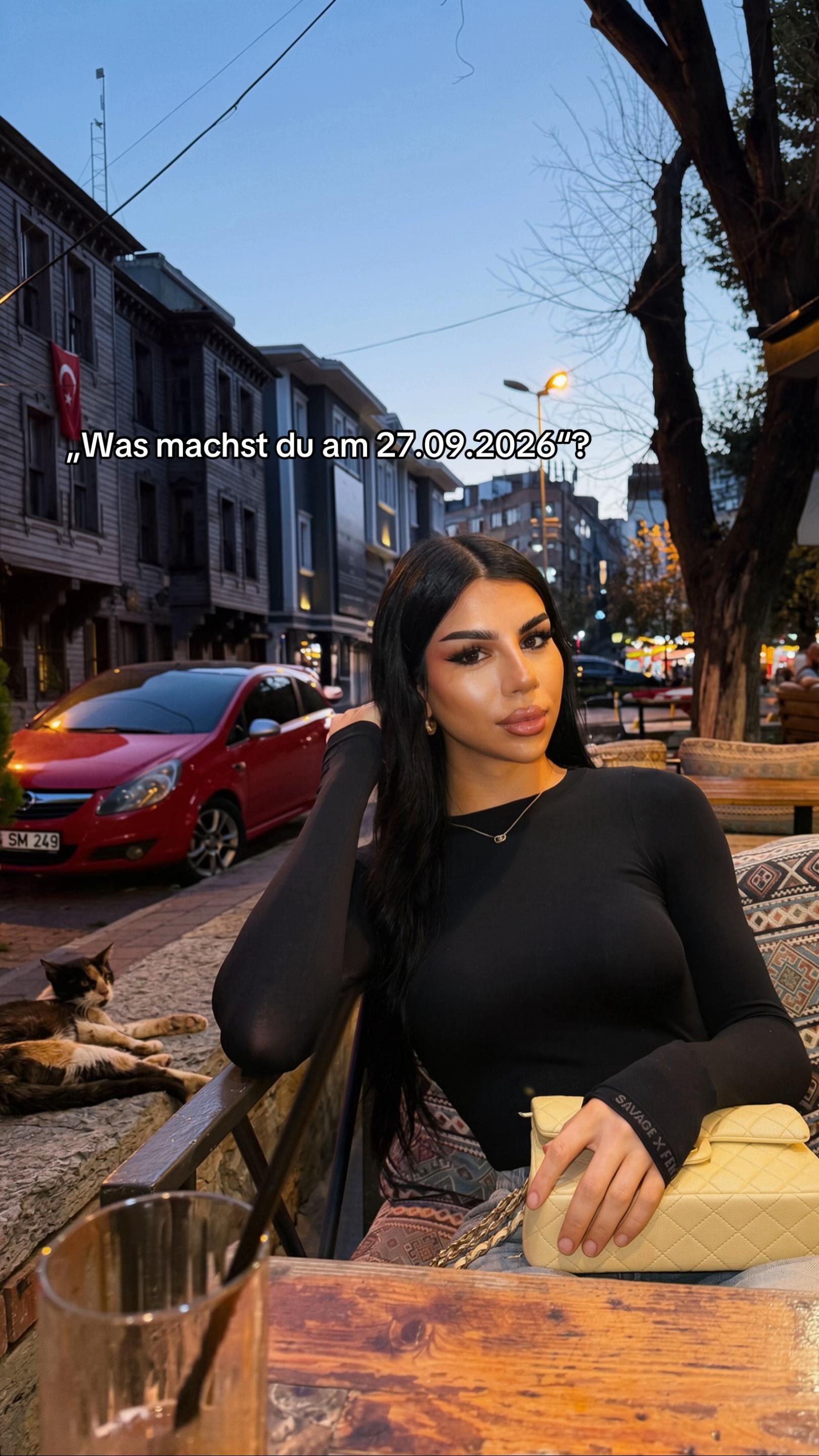 @ZarinaNova 👑