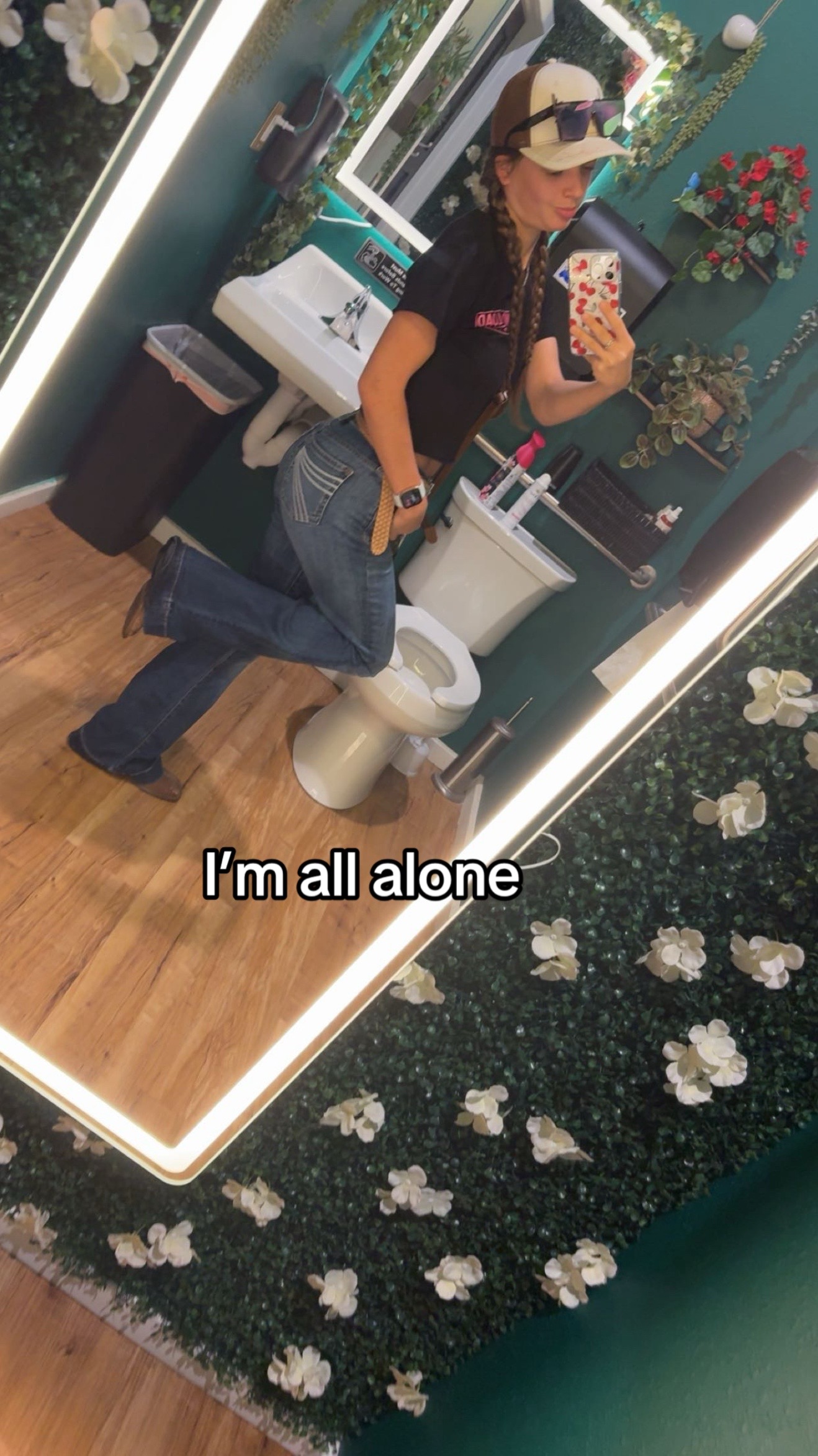 @Alyssa🦆