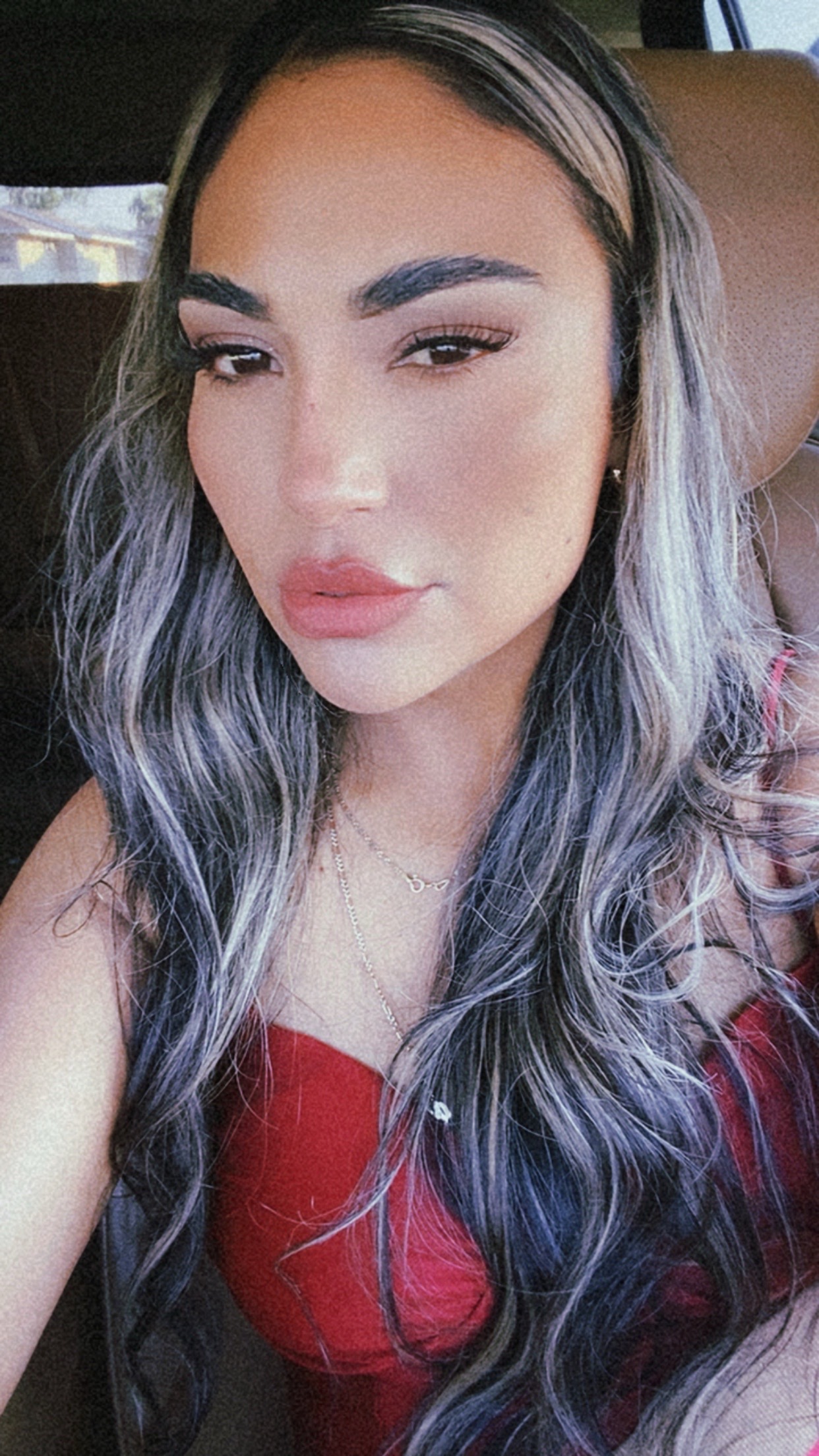 @Laury1