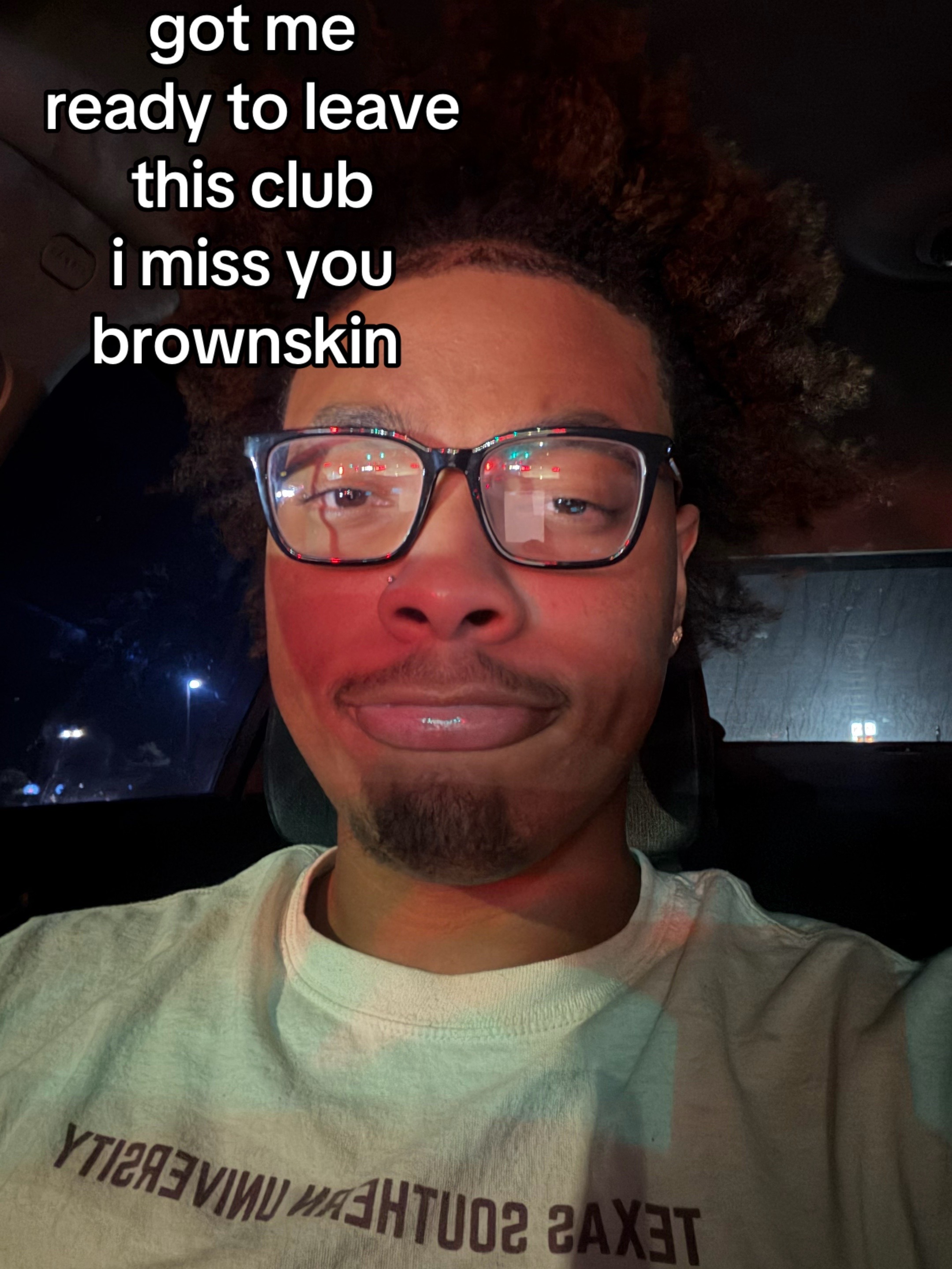 @D A E