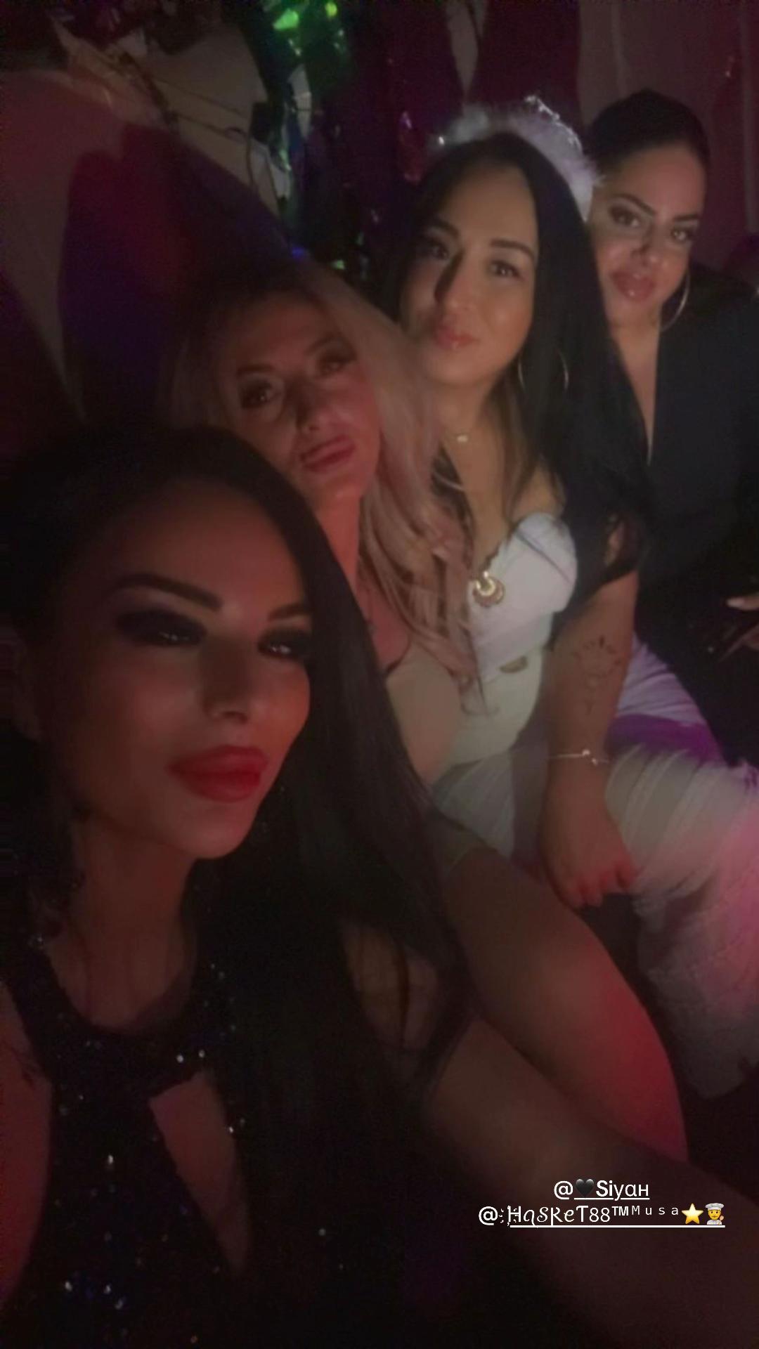 @Xözix