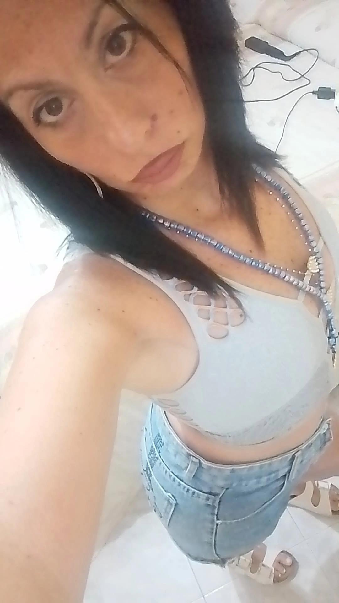 @🫰anais81🫰
