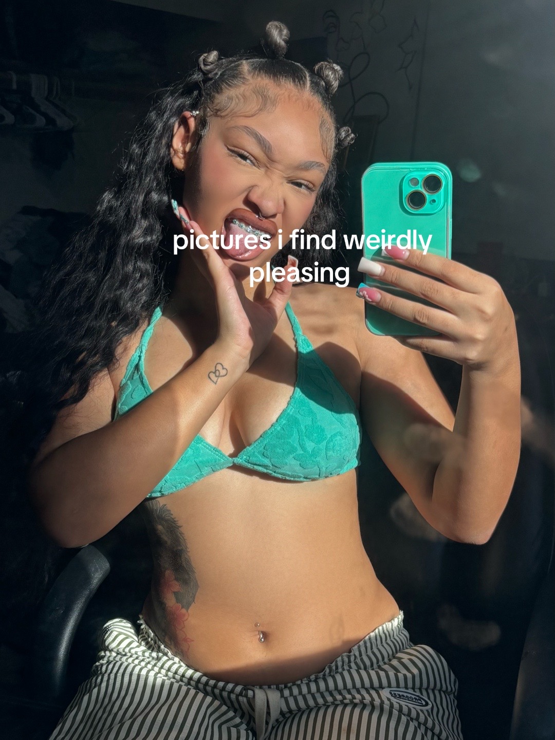 @aniamonaem