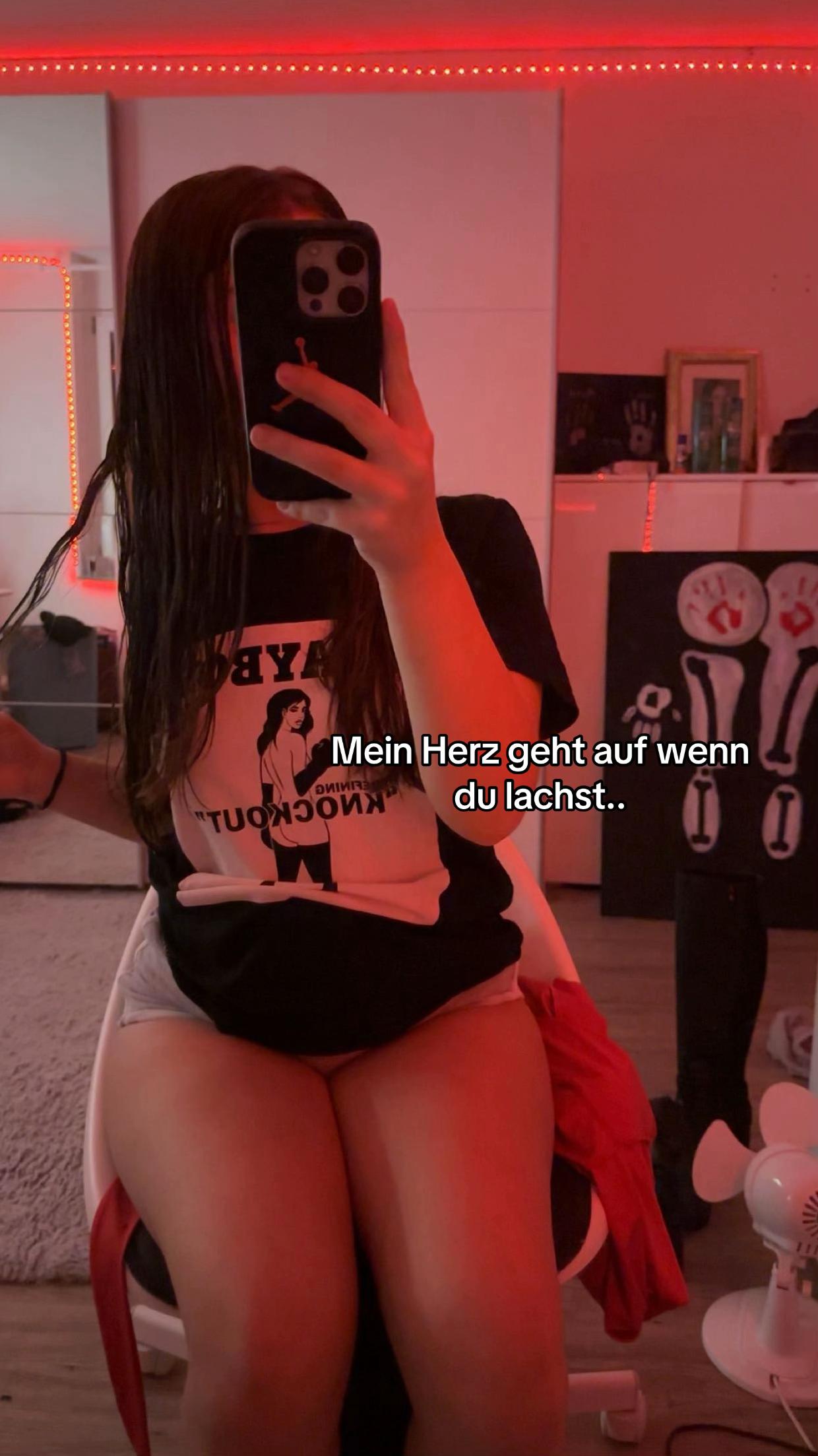 @Sarahh