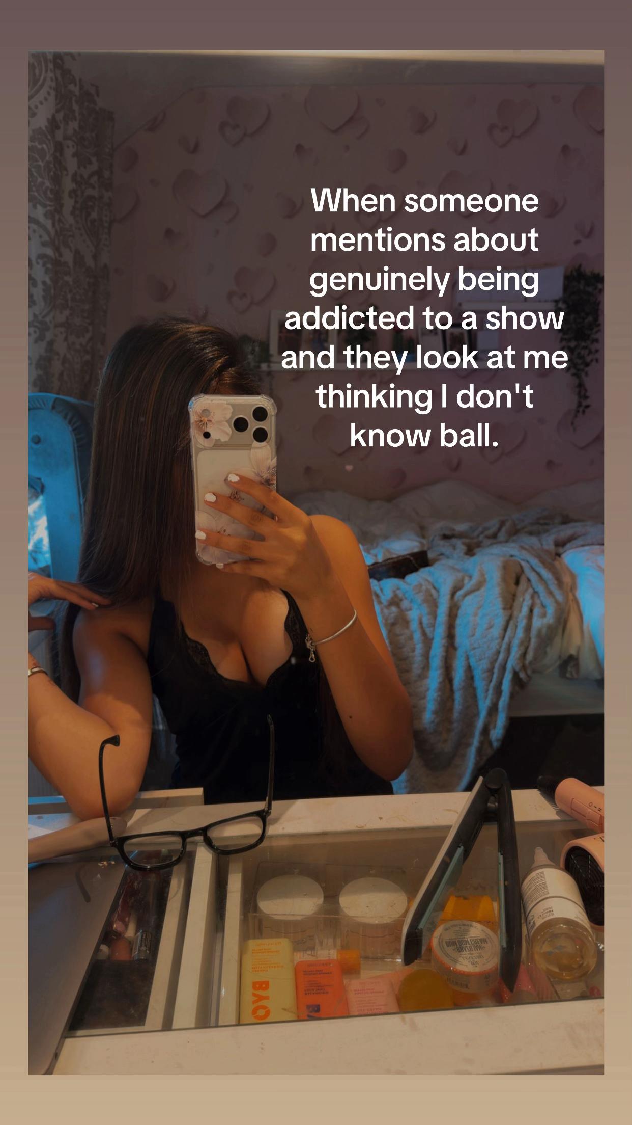 @𝓮.