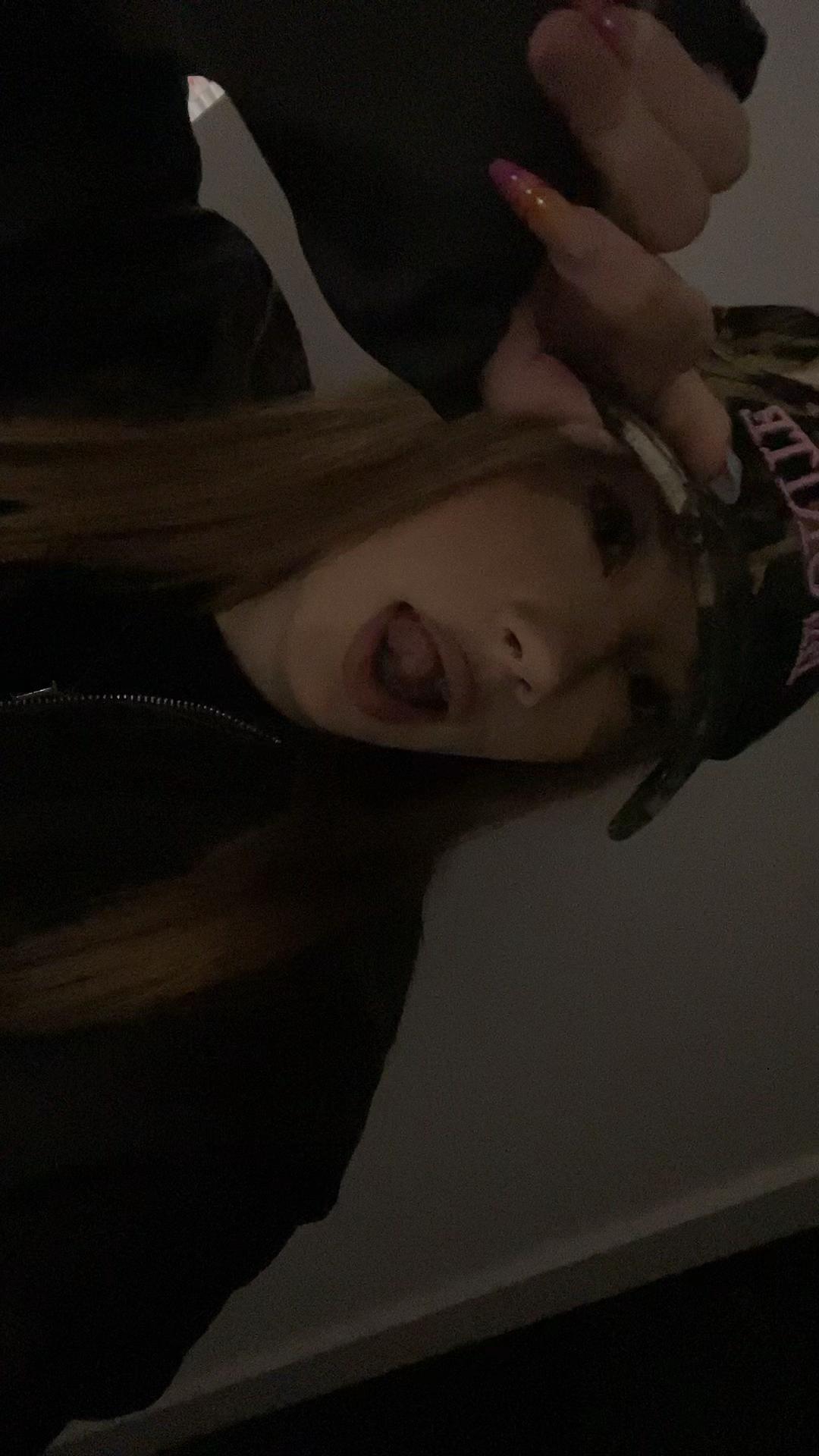 @julciax._