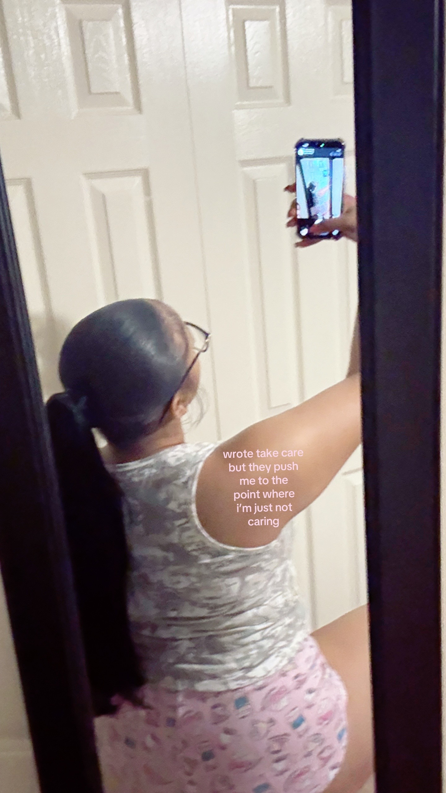 @laynexttdoorr