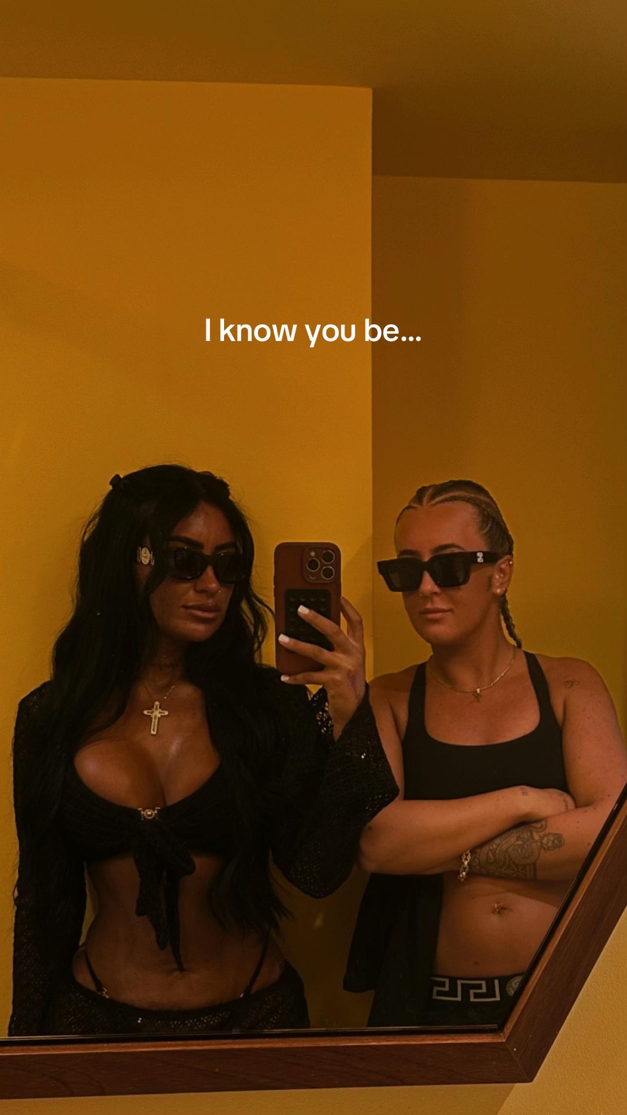 @Kelseybaileyx