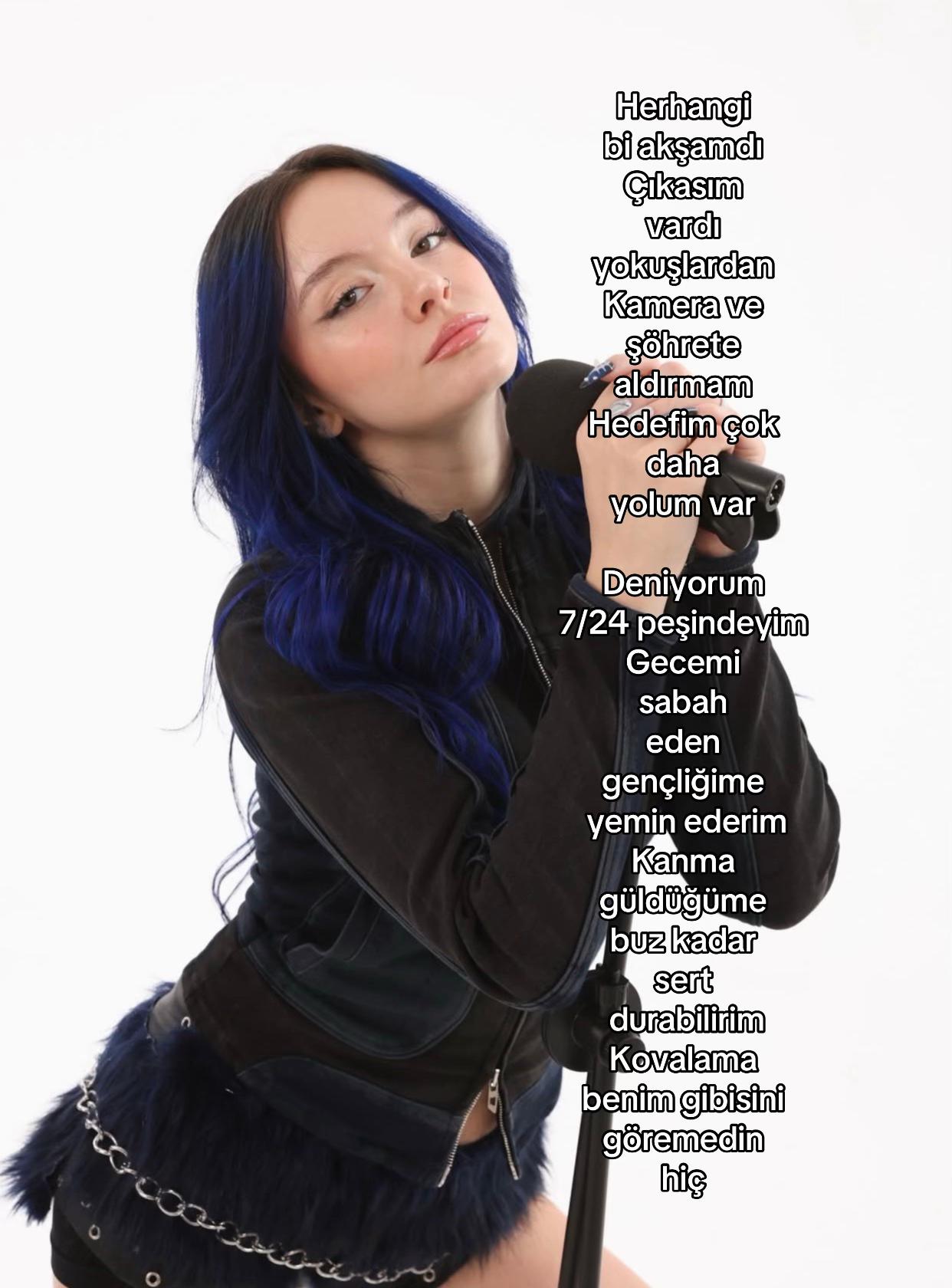 @★