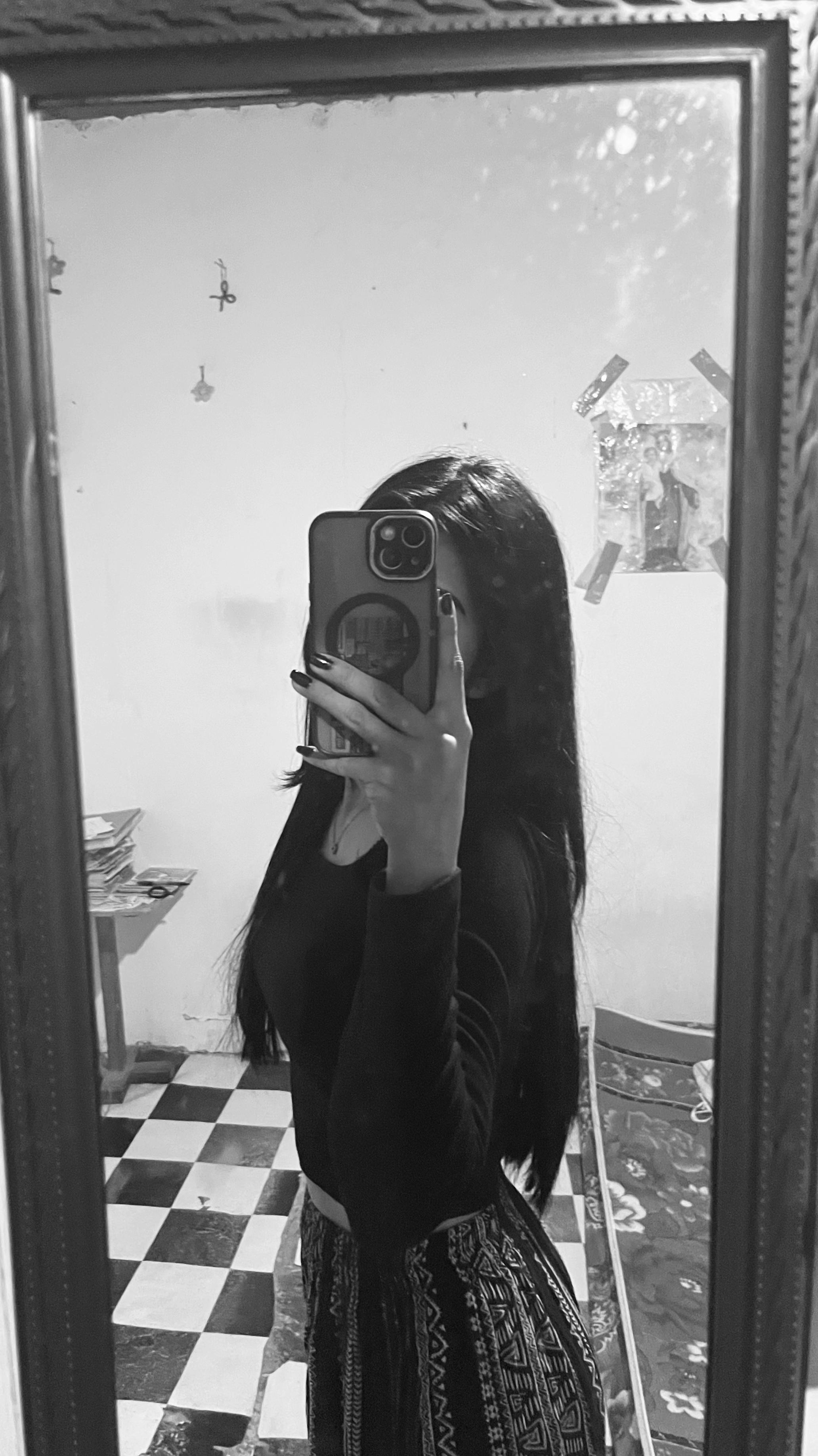 @...