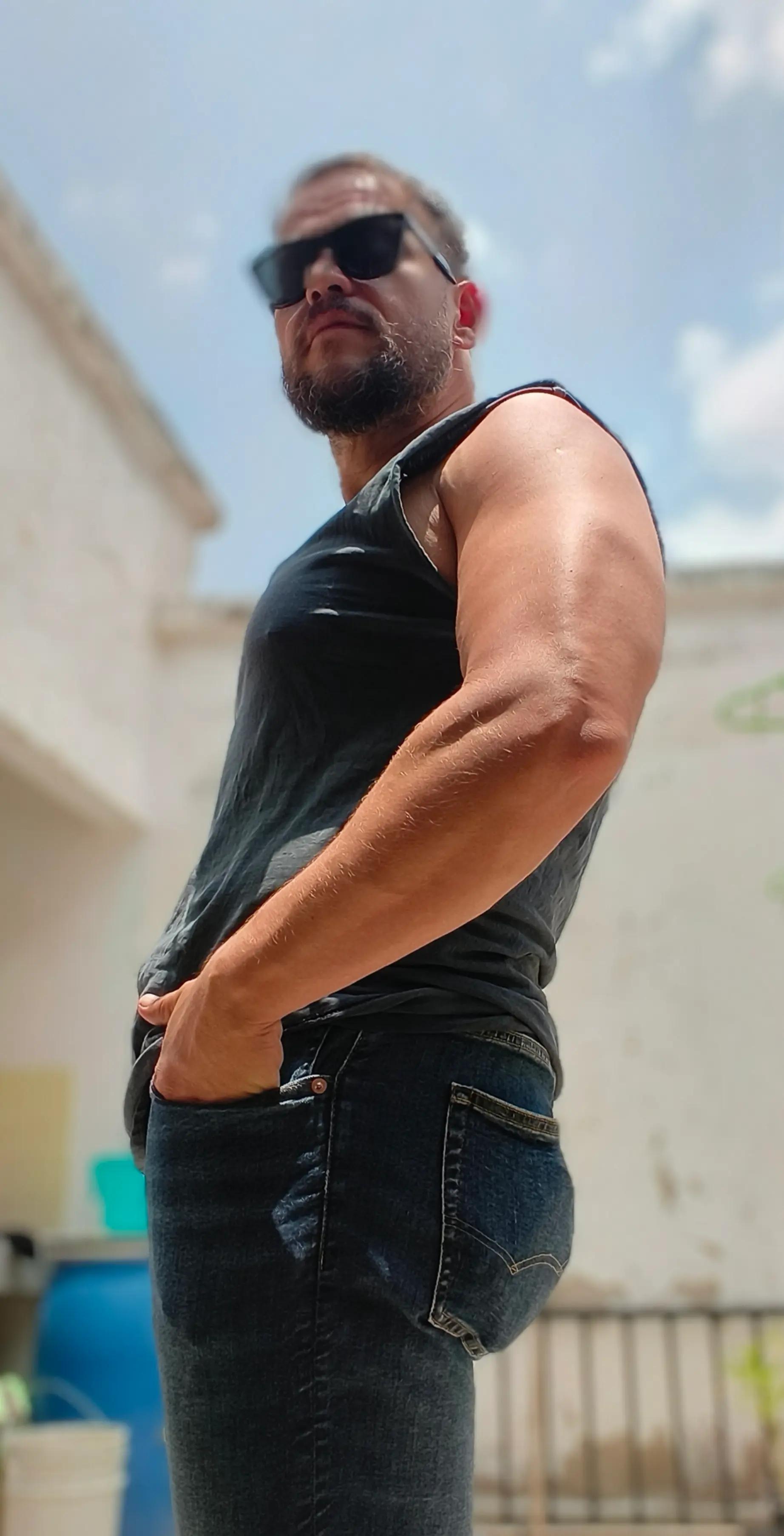 @Héctor