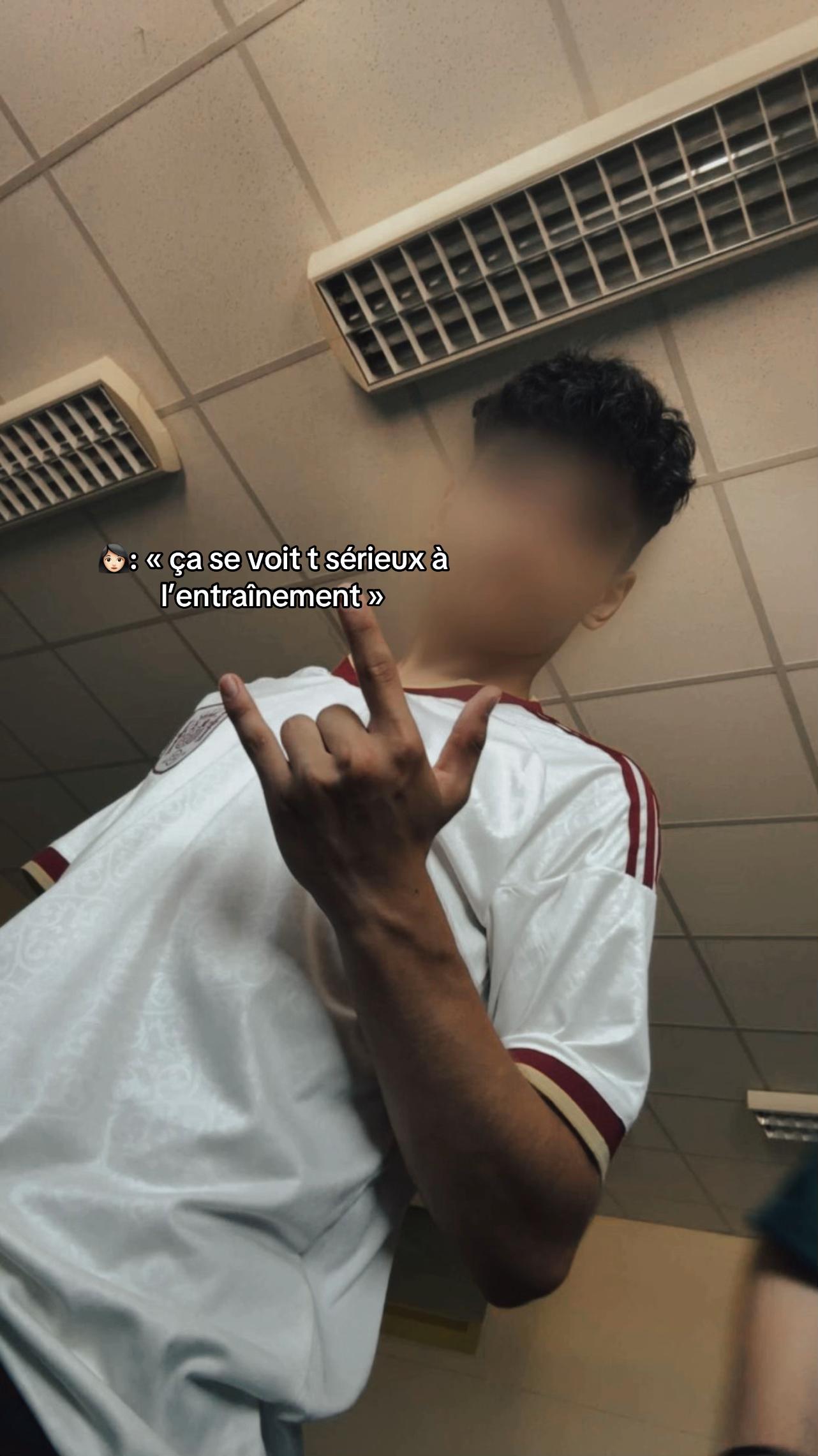 @๐ป๐๐_๐๐๐๐