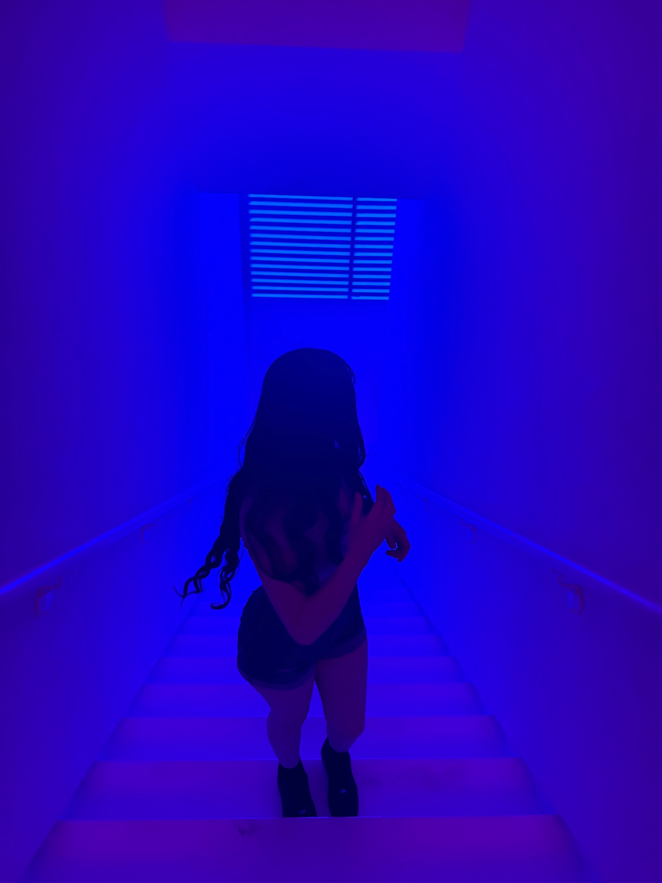 @🧛🏻&zwj;♀️
