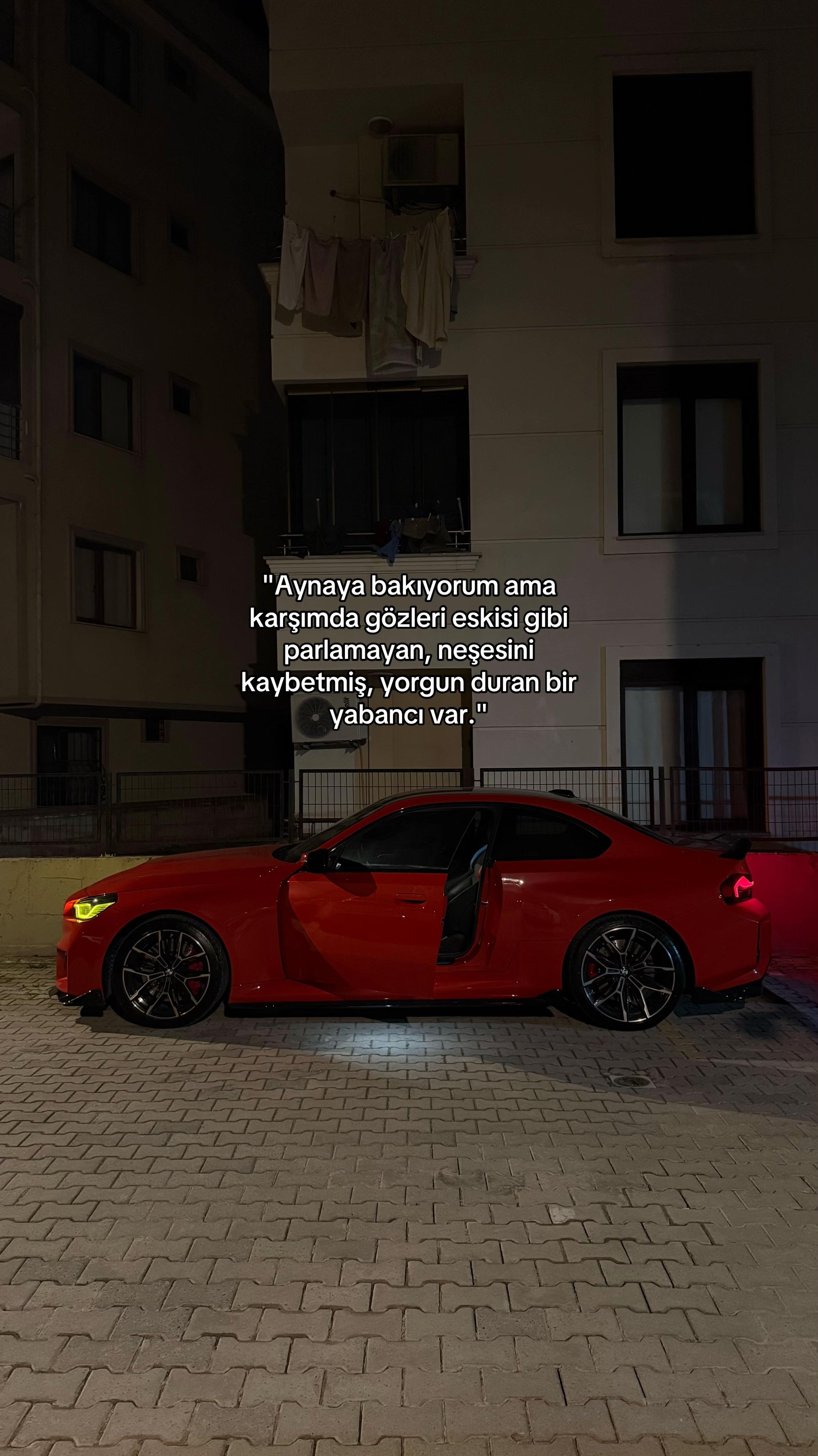 @UYR.89
